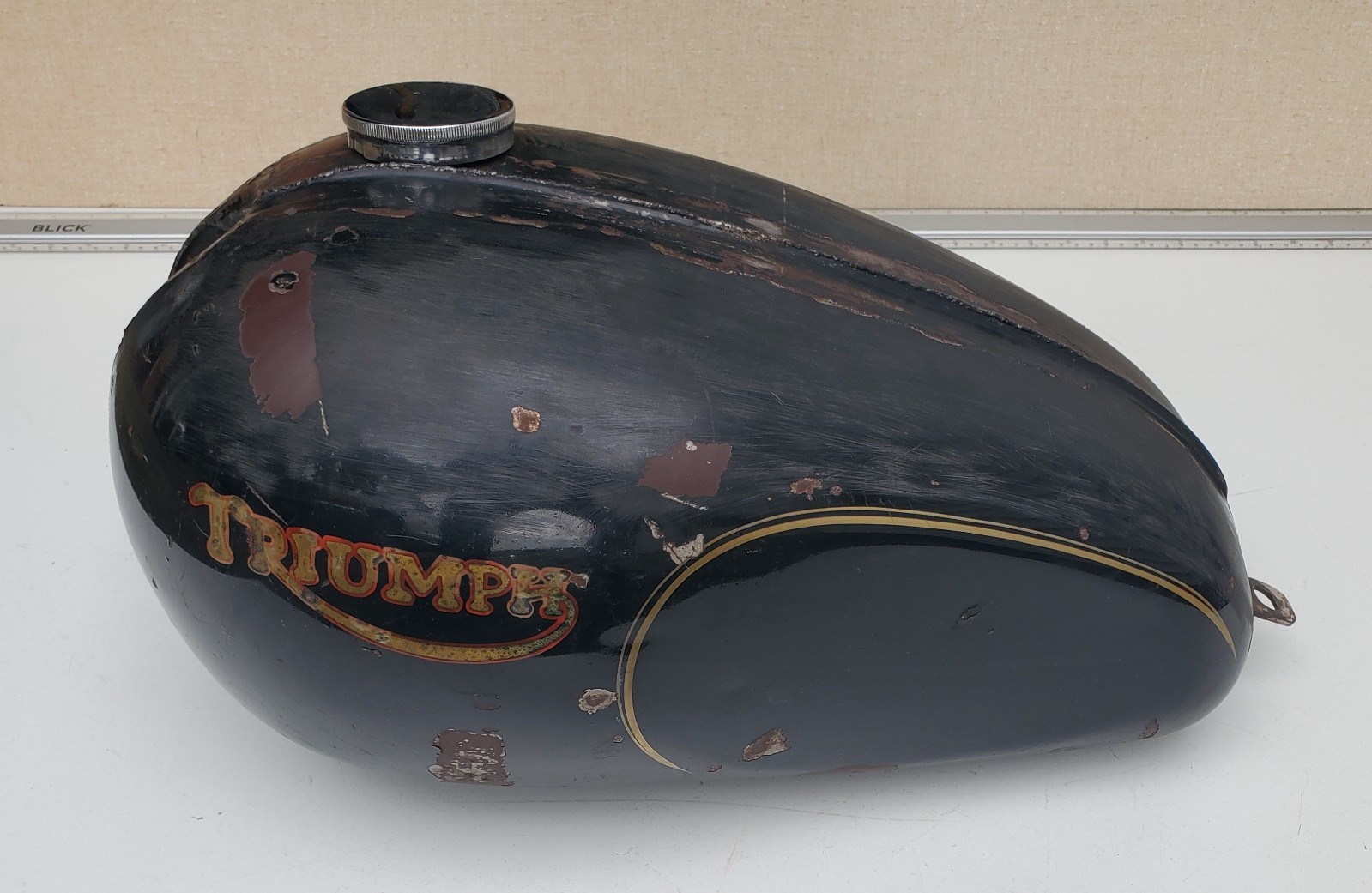 TRIUMPH 82-9759 82-9760 GAS TANK T100 T100R T100C T100S T100T 500 TRIUMPH 82-9759 82-9760 GAS TANK T100 T100R T100C T100S T100T 500