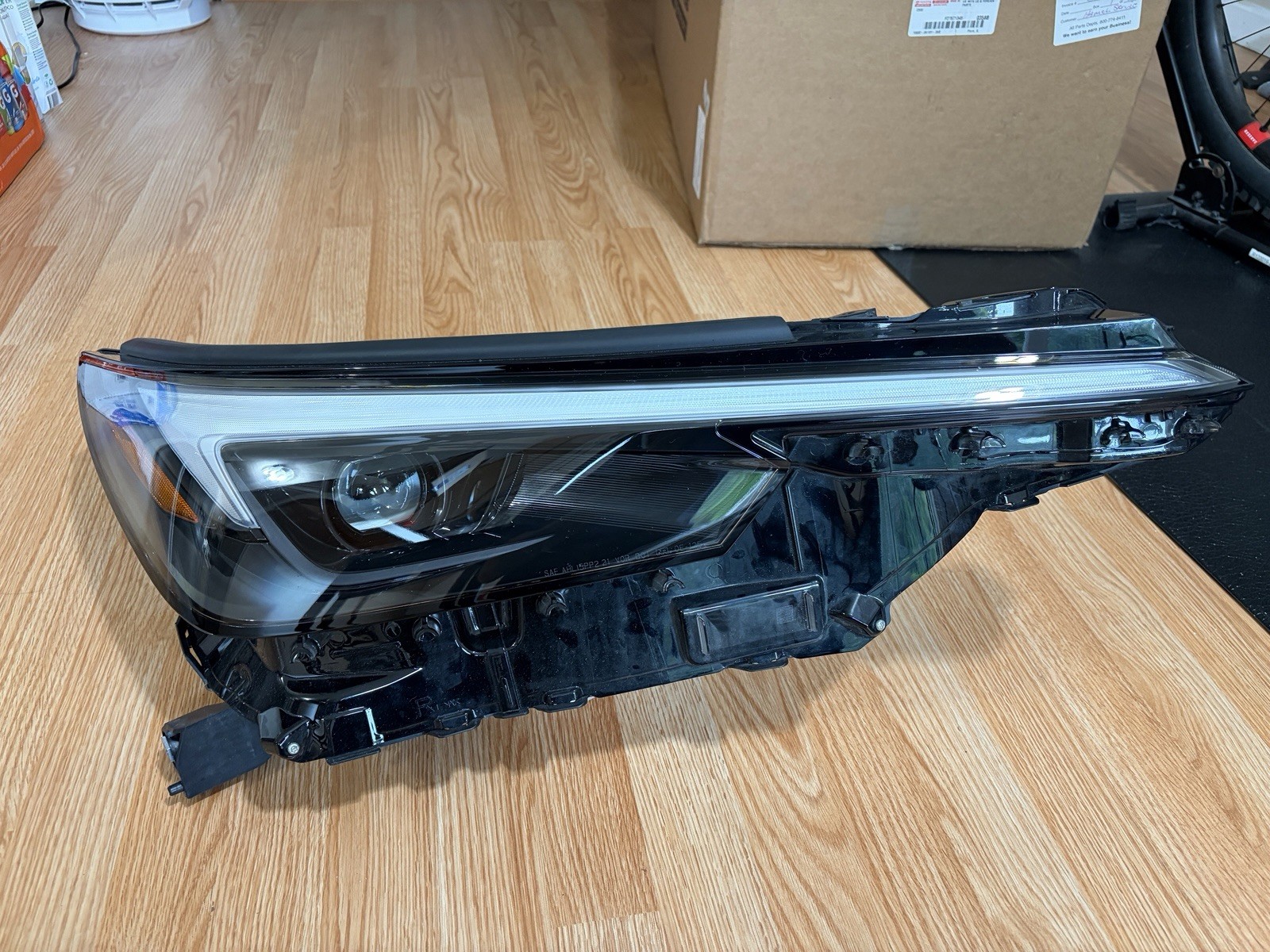 2024-2026 Lexus TX 350 TX 500 LED Headlight Right RH OEM 81110-0E801 2024-2026 Lexus TX 350 TX 500 LED Headlight Right RH OEM 81110-0E801