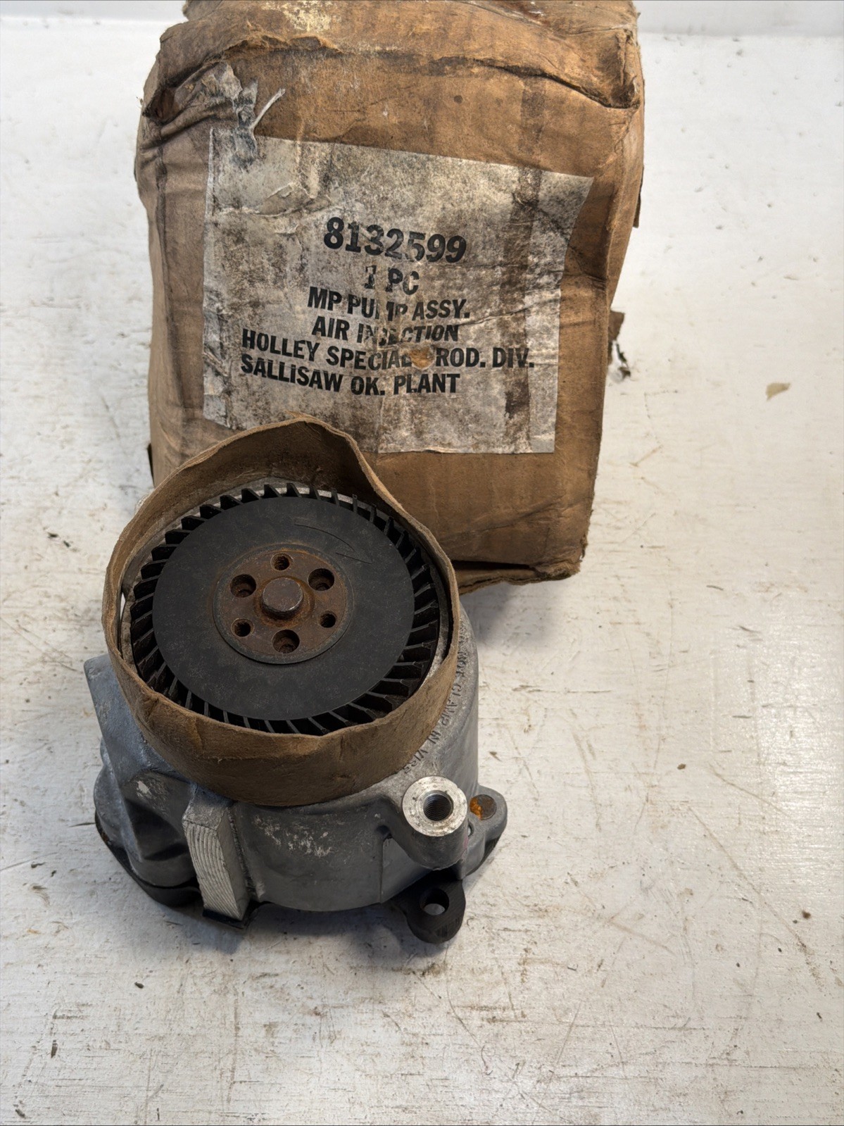 NOS AMC Jeep Holly 8132599 Air Injection Smog Pump 1975-86 CJ5 & 7 75-89 Wagoner NOS AMC Jeep Holly 8132599 Air Injection Smog Pump 1975-86 CJ5 & 7 75-89 Wagoner