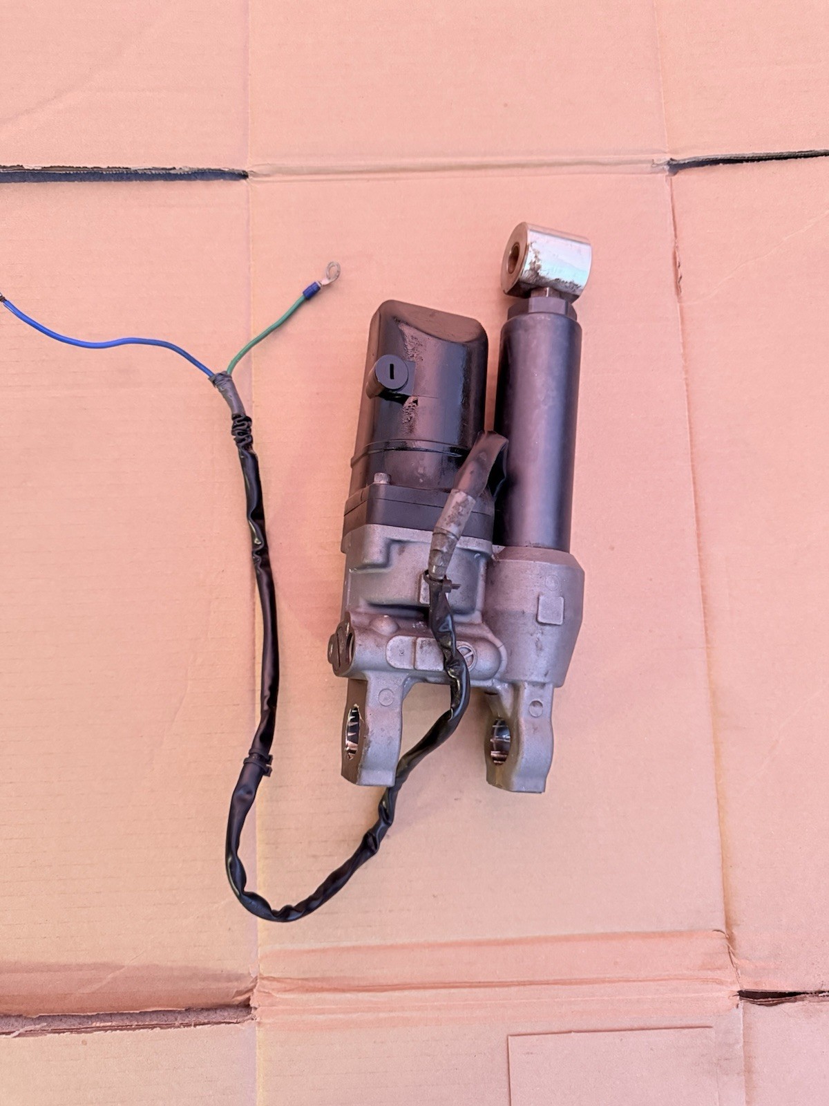OEM Mercury, Tohatsy, Nissan 25-30 HP 4 Stroke Power Trim Unit PN 851873T03👍 OEM Mercury, Tohatsy, Nissan 25-30 HP 4 Stroke Power Trim Unit PN 851873T03👍