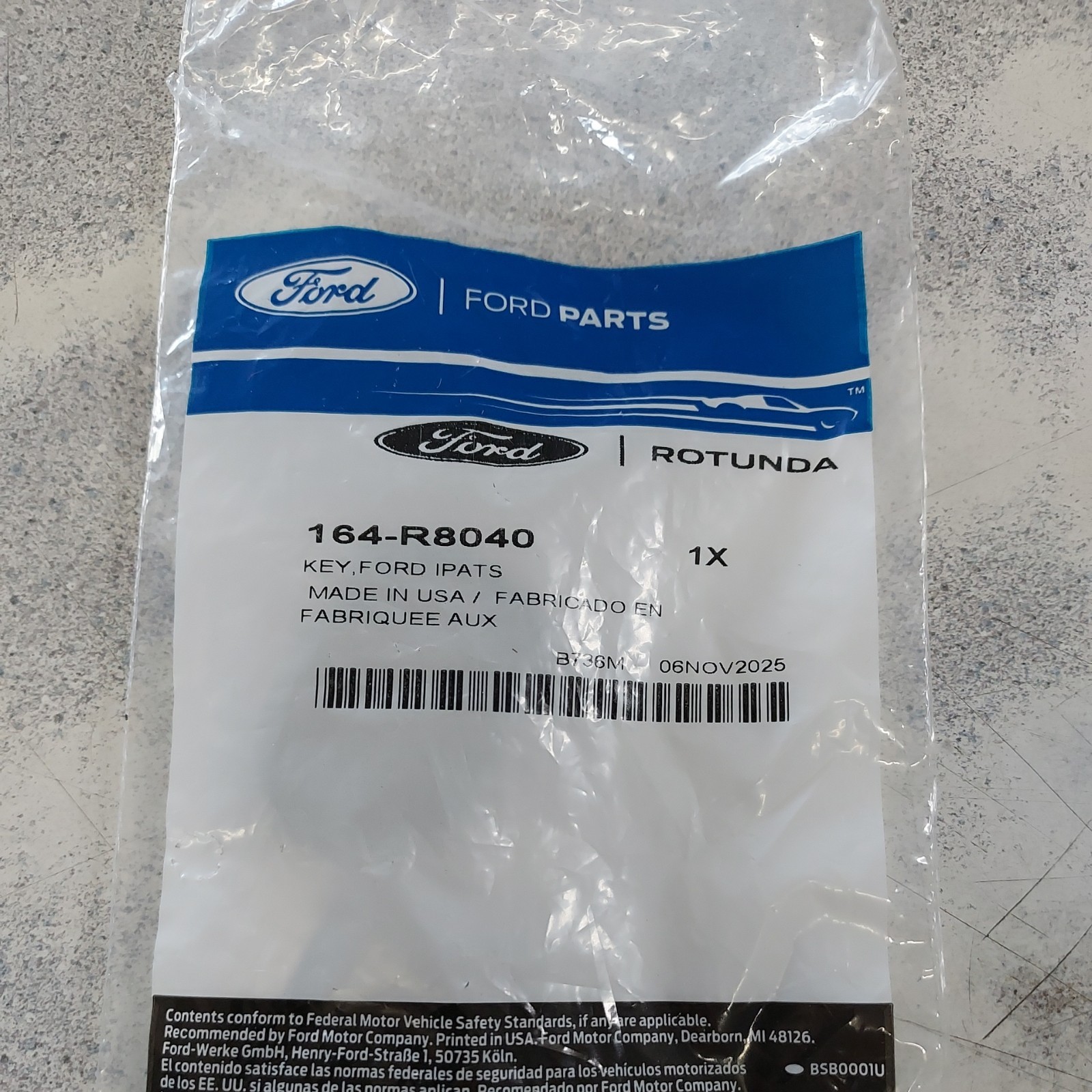 NEW FORD REPLACEMENT TRANSPONDER CHIP IGNITION MASTER KEY BLANK LOGO KEY 599114 NEW FORD REPLACEMENT TRANSPONDER CHIP IGNITION MASTER KEY BLANK LOGO KEY 599114