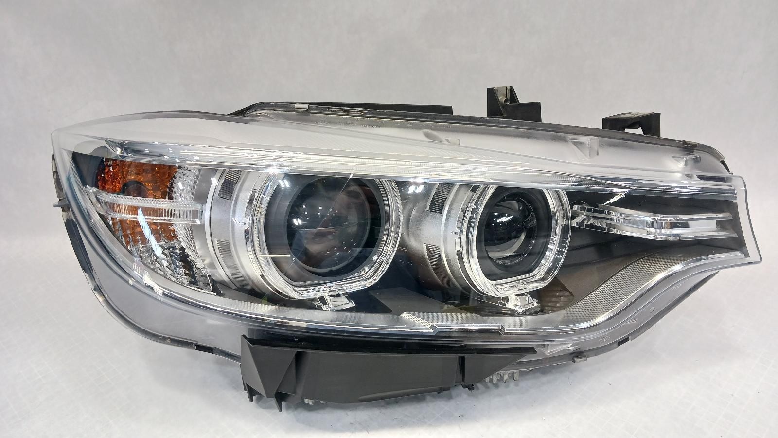 \'14-\'16 BMW 428i Right passenger Headlight non-adaptive HID OEM 6 Month Wnty