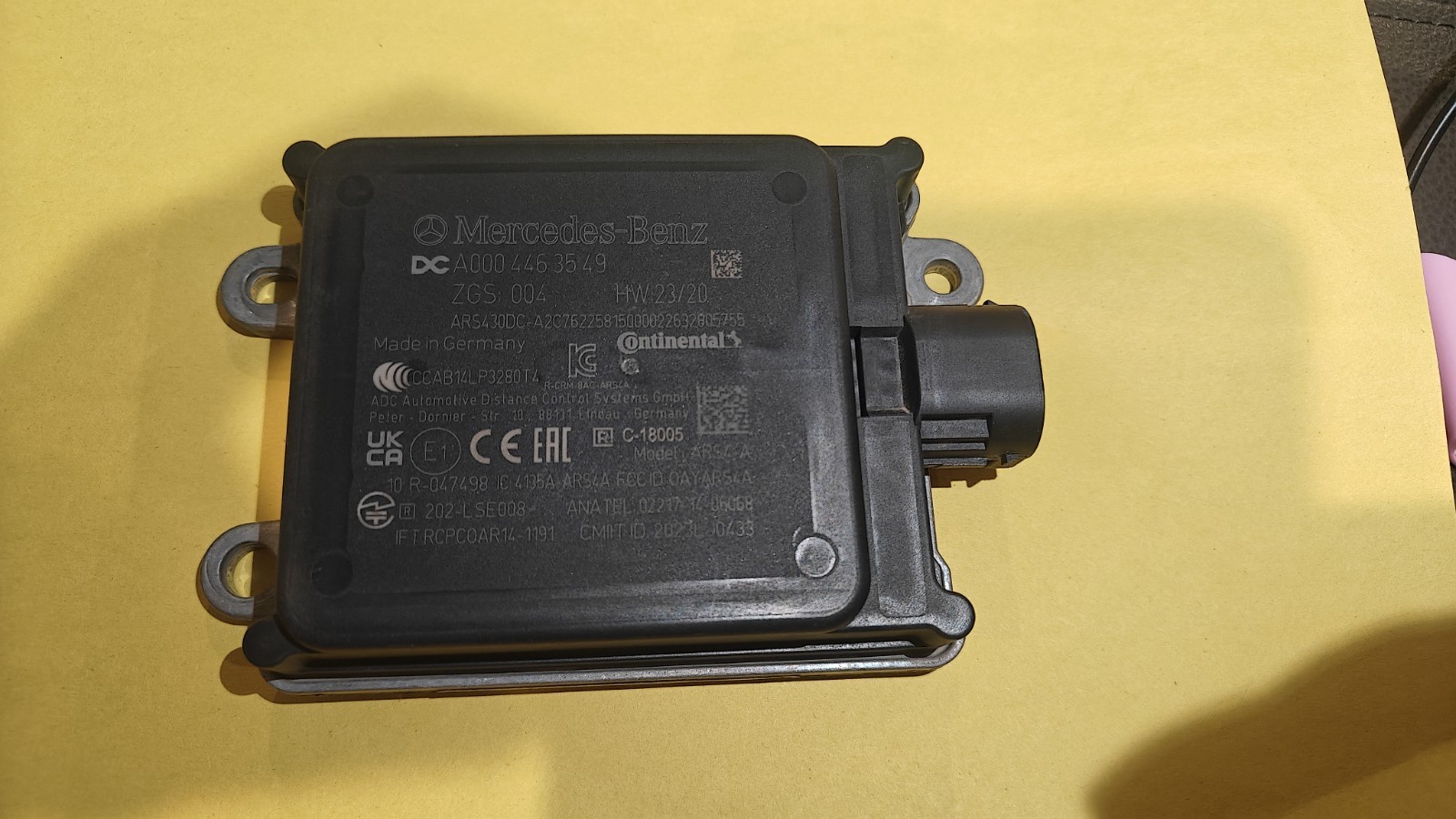 OEM Freightliner Mercedes-Benz Radar Sensor Distronic Control Unit A000 446 3349 OEM Freightliner Mercedes-Benz Radar Sensor Distronic Control Unit A000 446 3349
