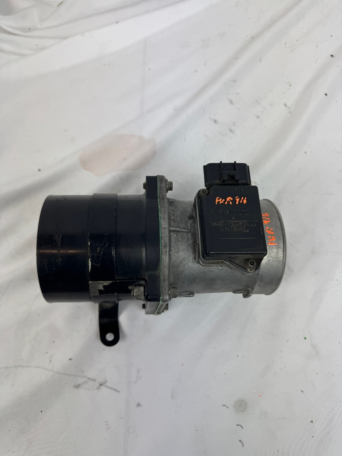 Air Cleaner Filter Box Flow Sensor Meter MAF Module Duct Aston Martin Db7 97-98 Air Cleaner Filter Box Flow Sensor Meter MAF Module Duct Aston Martin Db7 97-98