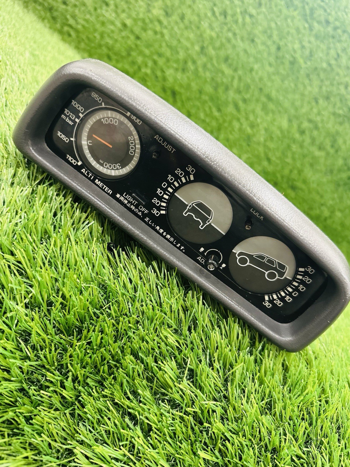 Toyota 4Runner, Hilux, 4WD 1988-1994 LN130 Tilt Altimeter Gauge OEM JDM used