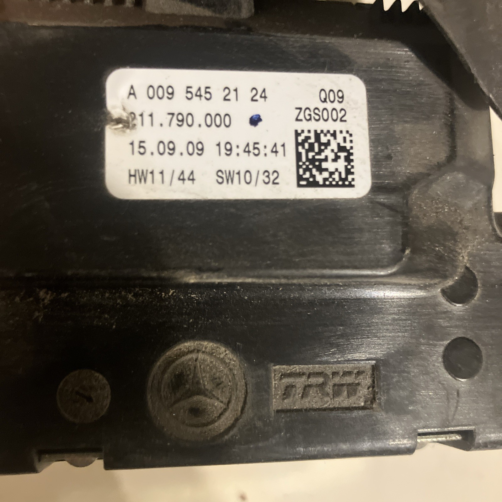 Freightliner SmartShift Transmission Selector A0095452124 OEM Used Freightliner SmartShift Transmission Selector A0095452124 OEM Used