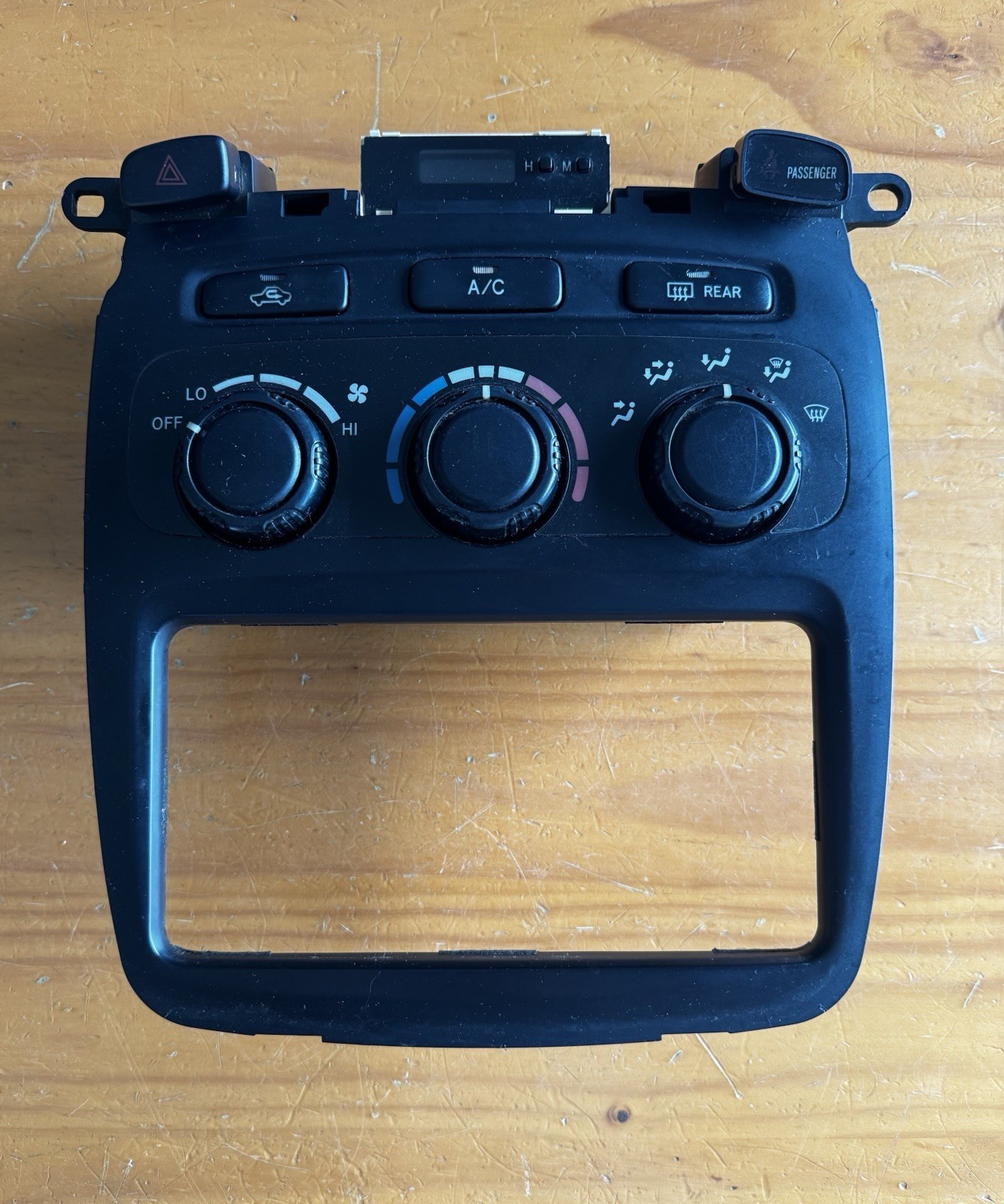 2001-2007 Toyota Highlander AC Heater Climate Temperature Control OEM 8401048180 2001-2007 Toyota Highlander AC Heater Climate Temperature Control OEM 8401048180