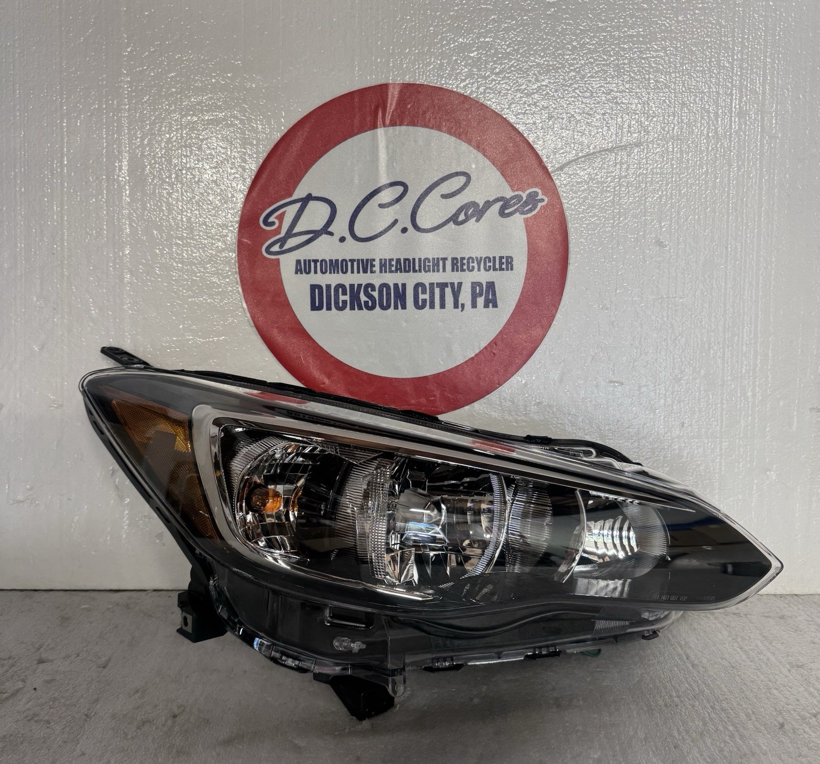 🌟NEW🌟OEM🌟2018-2023 SUBARU IMPREZA/CROSSTREK RIGHT SIDE HALOGEN HEADLIGHT