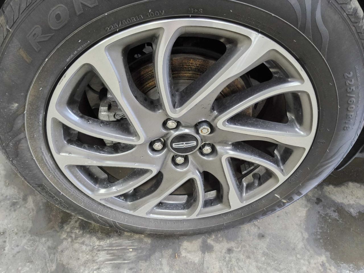 Wheel 18x7-1/2 12 Spoke Fits 20-24 CORSAIR 805410