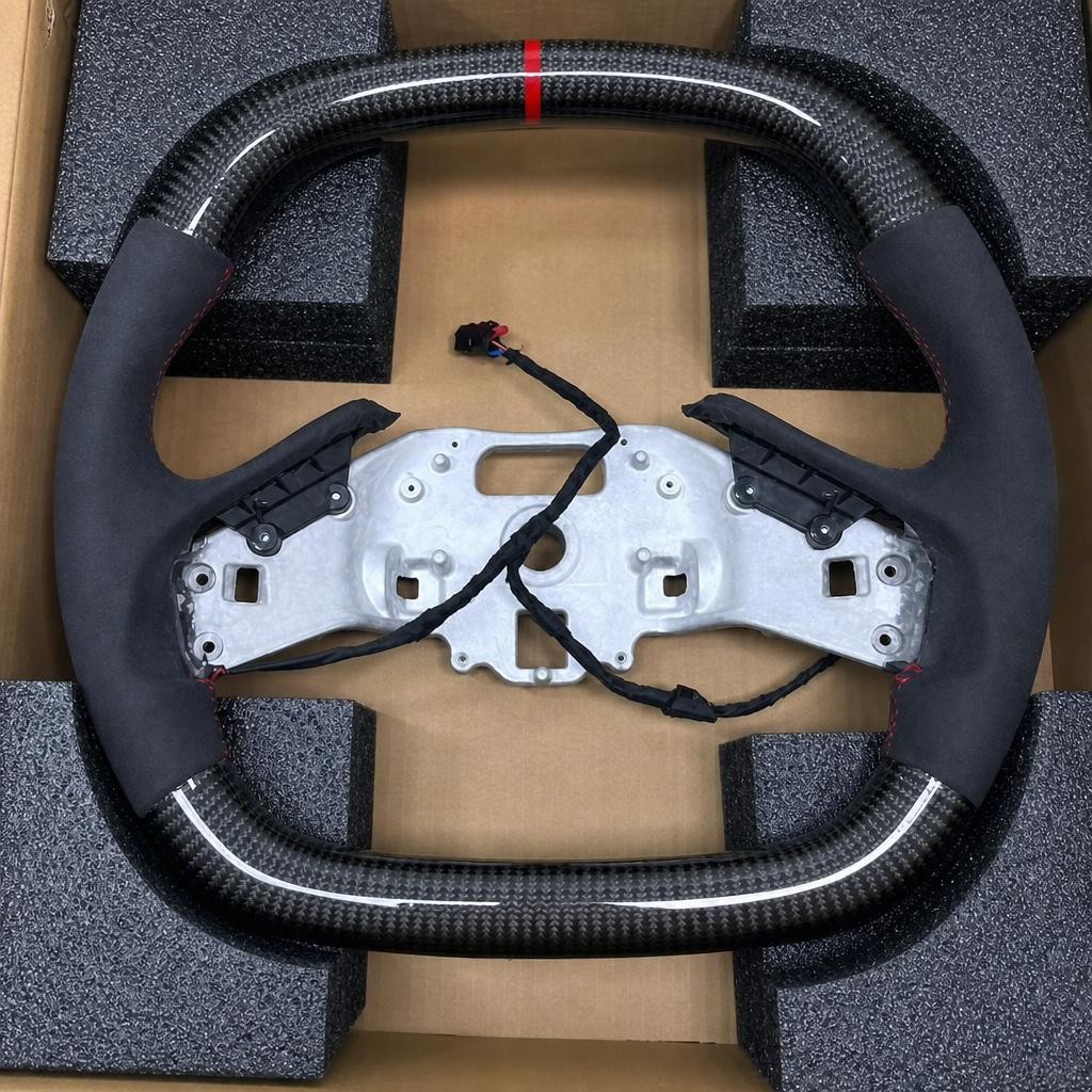 Heated Real Carbon Fiber Alcantara Steering Wheel For Corvette C8 2020-2025 Heated Real Carbon Fiber Alcantara Steering Wheel For Corvette C8 2020-2025
