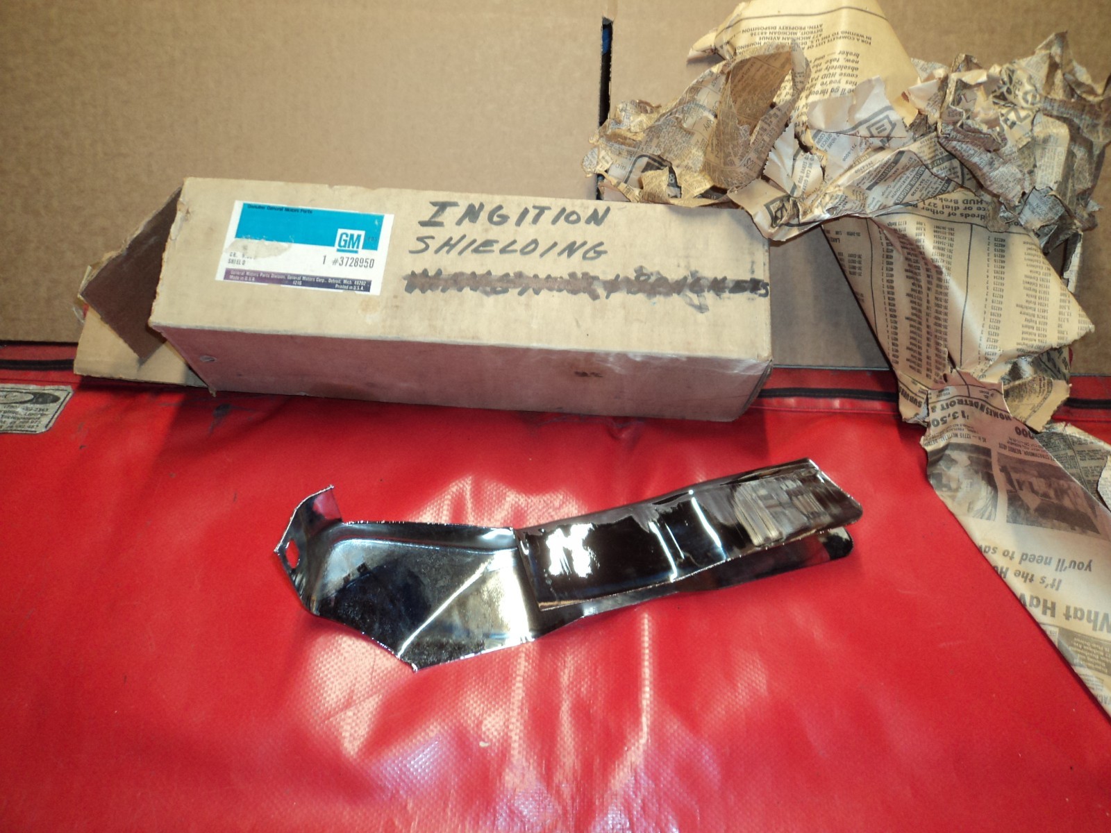 NOS/Corvette 1960/1961/1962 Right Ignition Shield # 3728950 NOS/Corvette 1960/1961/1962 Right Ignition Shield # 3728950