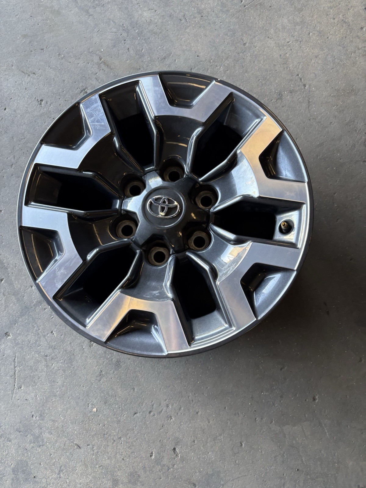 Toyota Tacoma OEM Wheel 16” 2016-2023 Rim Original Factory 4261104270 75189