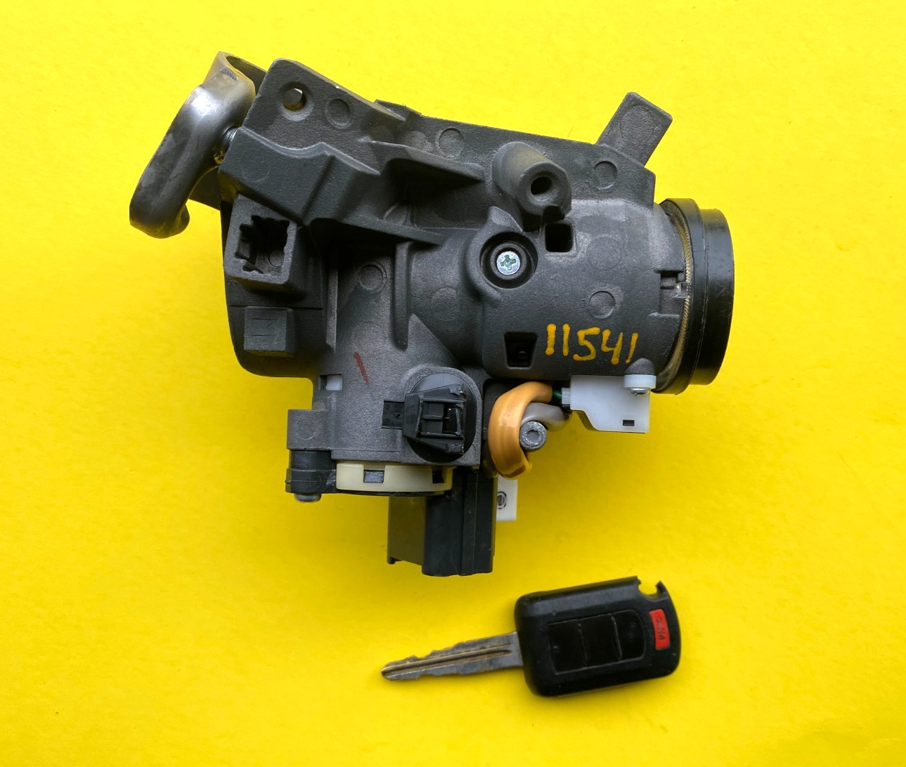 2017-2024 MITSUBISHI MIRAGE IGNITION SWITCH LOCK CYLINDER W/KEY OEM 4408A178 2017-2024 MITSUBISHI MIRAGE IGNITION SWITCH LOCK CYLINDER W/KEY OEM 4408A178