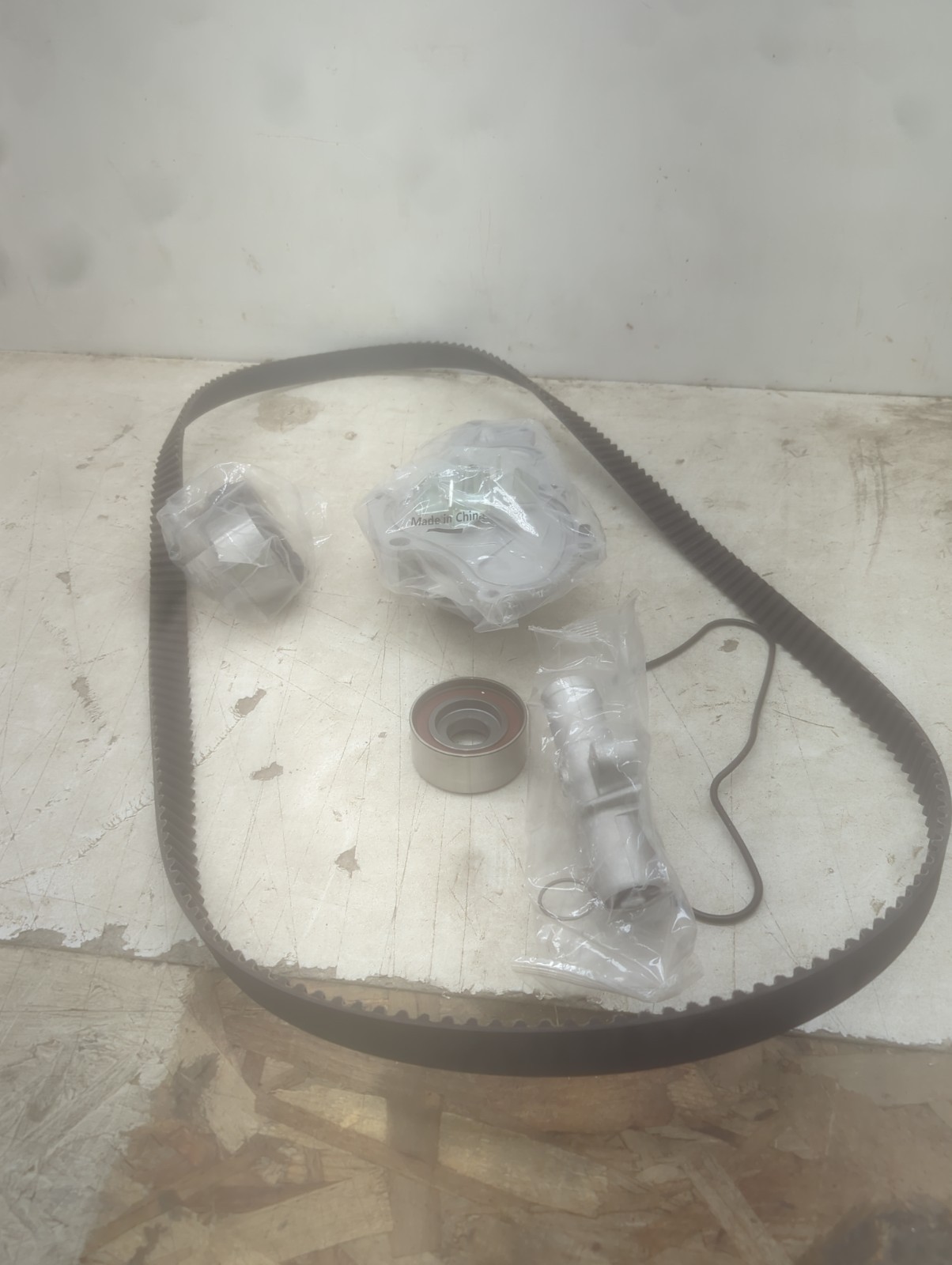 Gates Timing Belt Component Kit TCKWP329A Gates Timing Belt Component Kit TCKWP329A