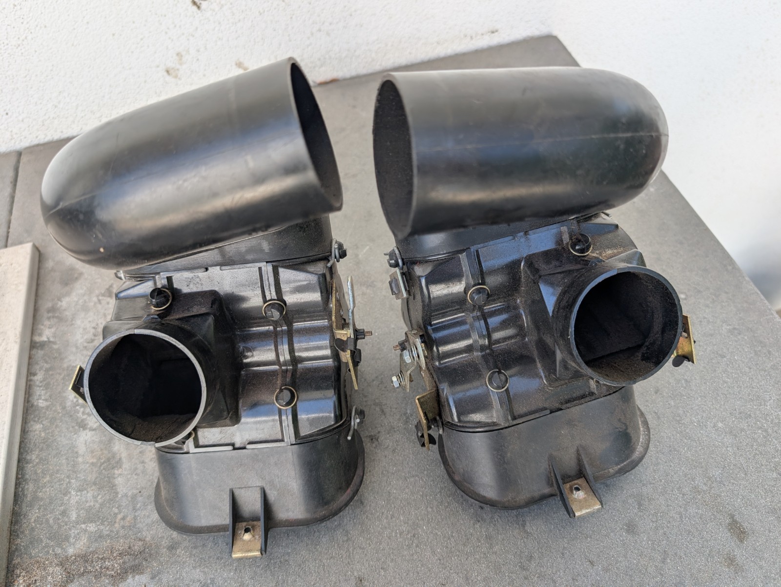 USED Genuine Porsche 911 Fresh Air Control Box Left & Right 91157104907 USED Genuine Porsche 911 Fresh Air Control Box Left & Right 91157104907