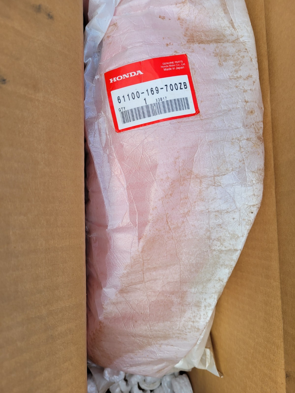 1983-1986 NOS Honda XR100 Front Fender Flash Red R119 1983-1986 NOS Honda XR100 Front Fender Flash Red R119