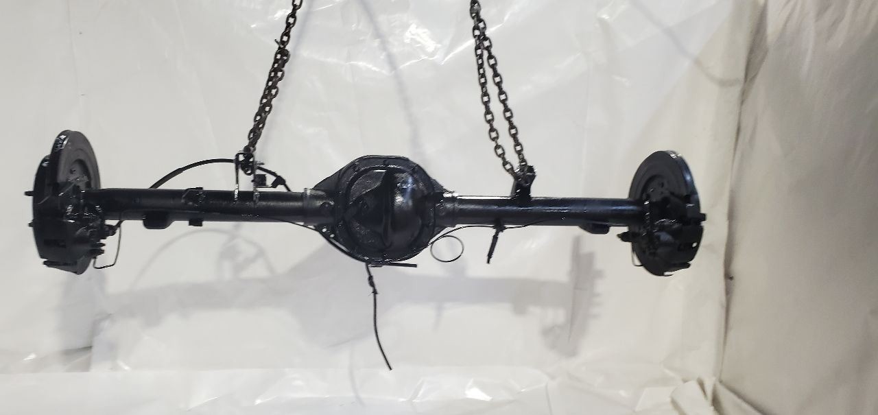 2000 2004 Ford F150 OEM Rear Axle Assembly 8.8 Disc Brake 