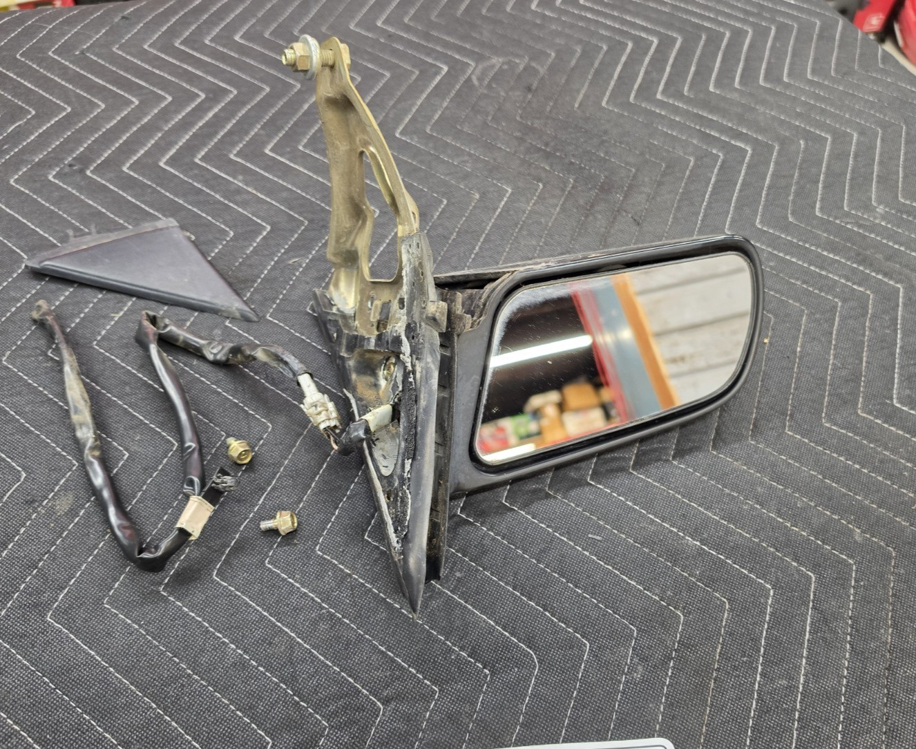 1986–1989 Toyota Celica GT‑S GT ST Drivers Power Mirror Complete w/ Harness 1986–1989 Toyota Celica GT‑S GT ST Drivers Power Mirror Complete w/ Harness