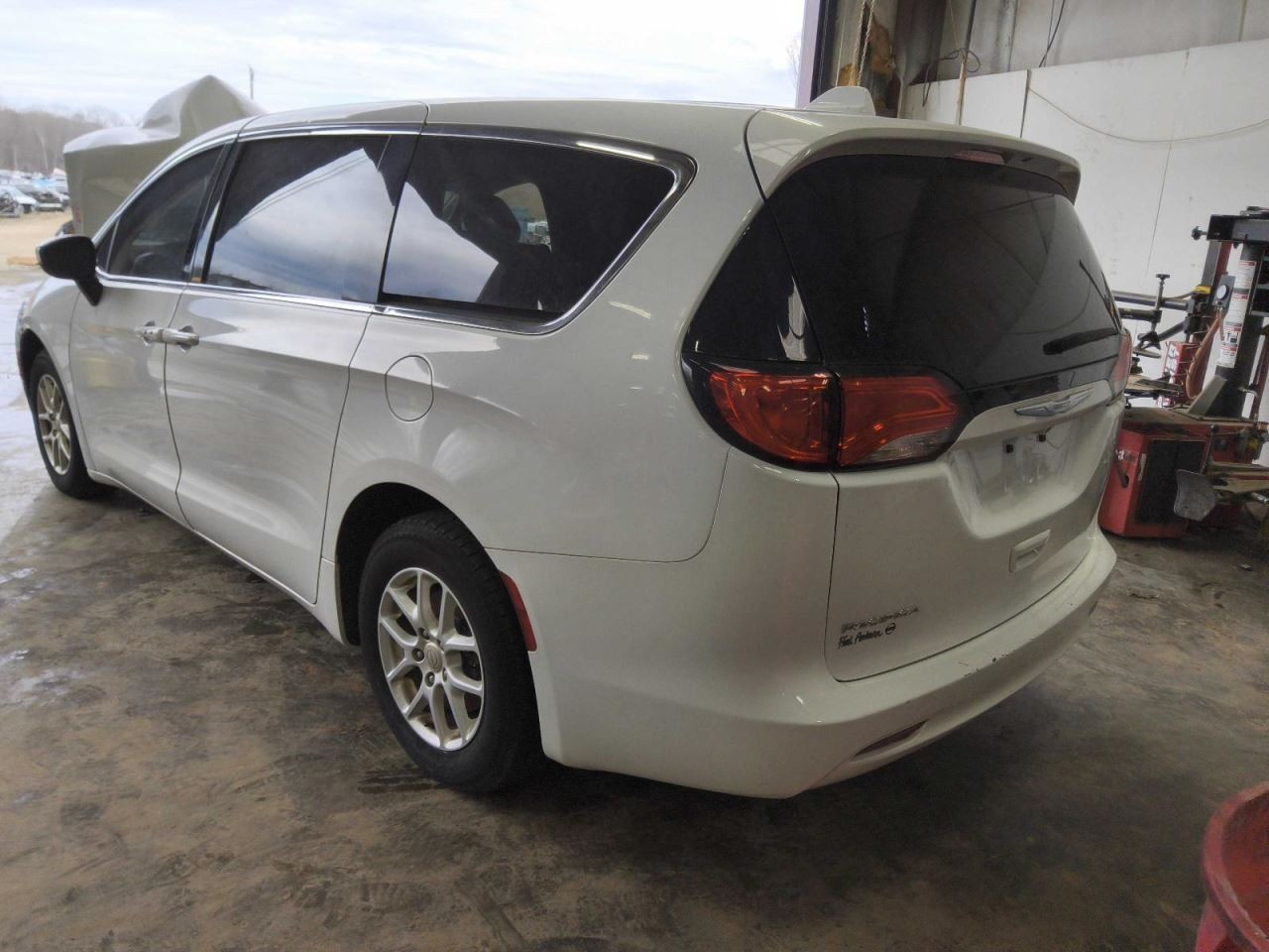 Engine VIN 7 8th Digit Hybrid Gasoline Fits 17-25 PACIFICA 724522