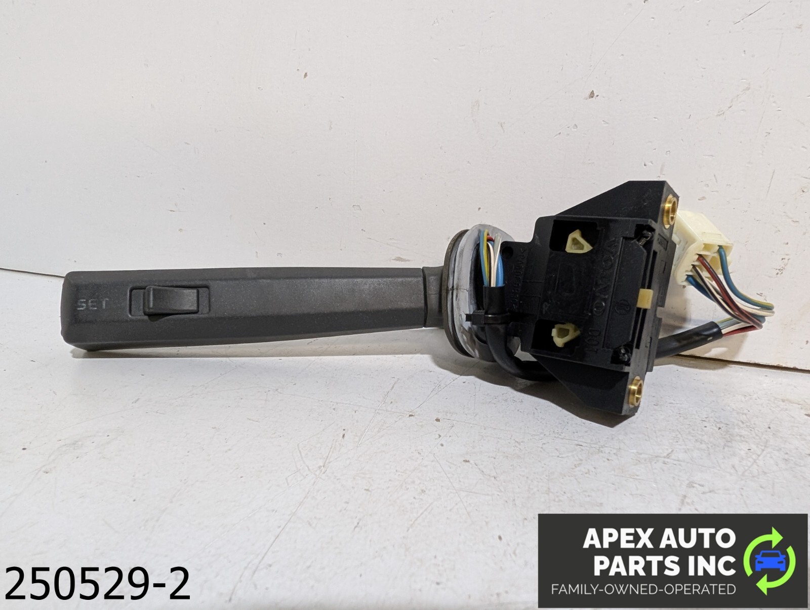 OEM 1998-2000 Volvo S70 2.4L Column Wiper Switch OEM 1998-2000 Volvo S70 2.4L Column Wiper Switch