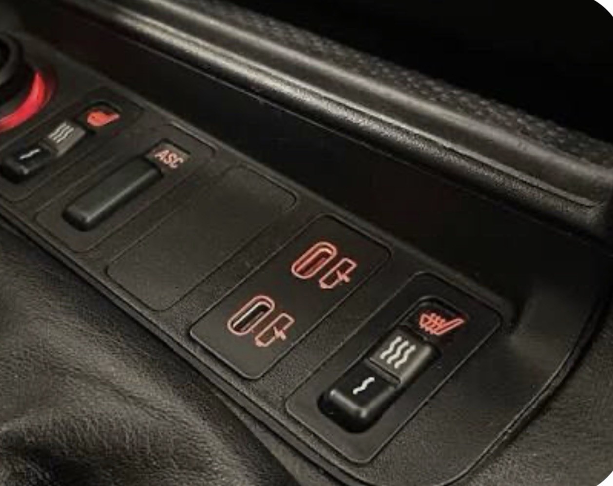 BMW E36 UPGRADE KIT USB-C DUAL RAPID CHARGE PORTS FACTORY LOOK OEM BACKLIT NEW BMW E36 UPGRADE KIT USB-C DUAL RAPID CHARGE PORTS FACTORY LOOK OEM BACKLIT NEW