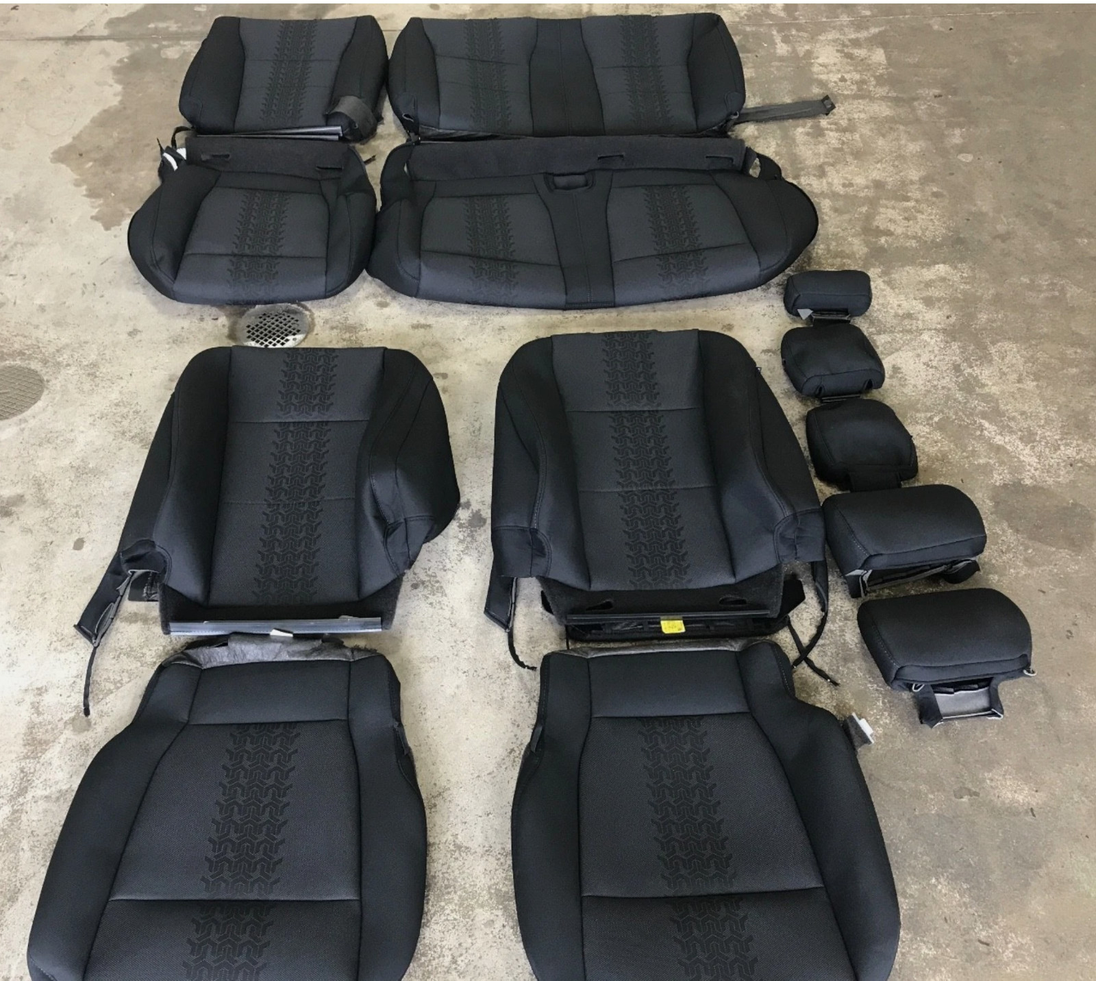 2019 2020 FORD F150 SUPER CREW FACTORY OEM ORIGINAL CLOTH SEAT COVERS BLACK 2019 2020 FORD F150 SUPER CREW FACTORY OEM ORIGINAL CLOTH SEAT COVERS BLACK