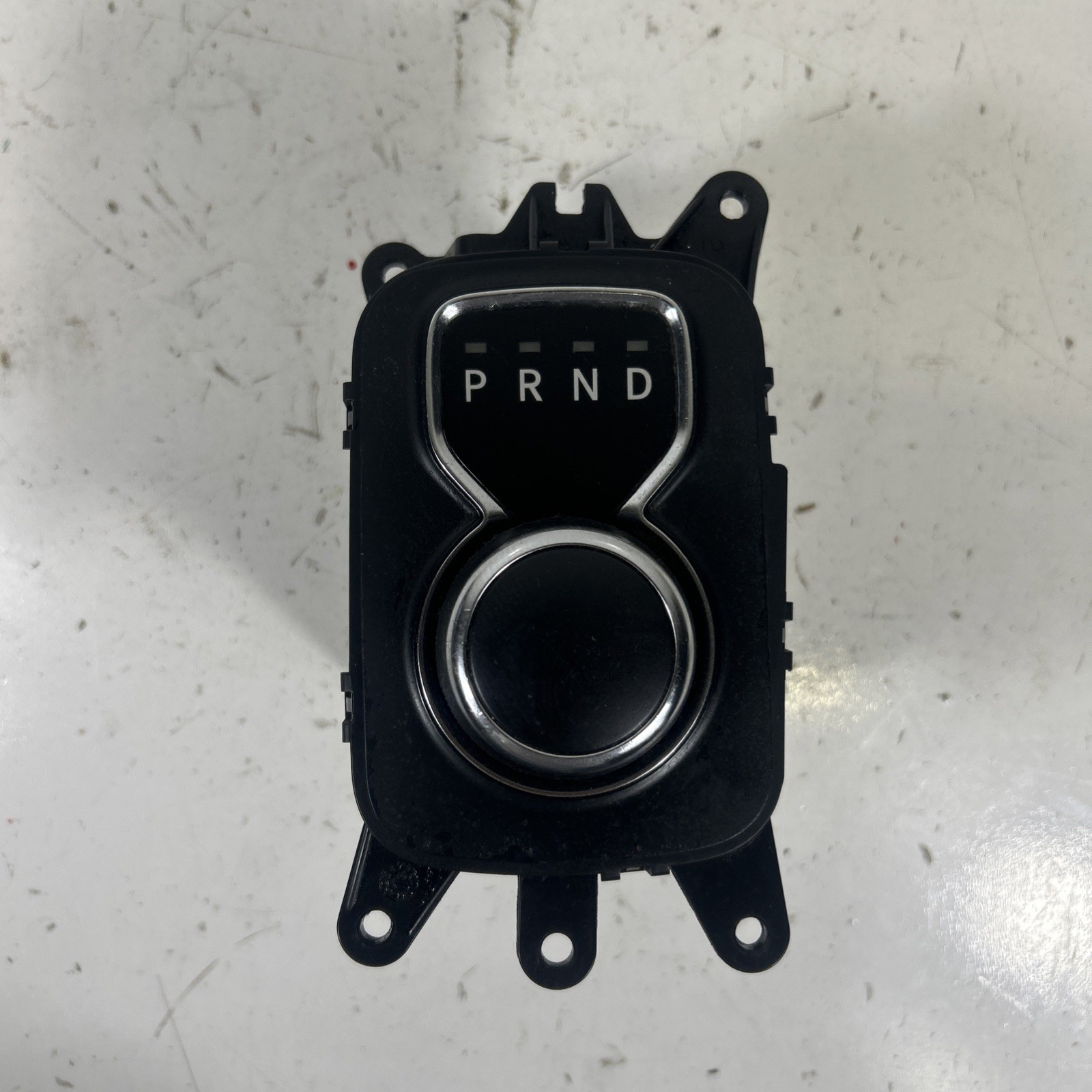 2014-2017 DODGE DURANGO SXT RT SRT AUTOMATIC TRANSMISSION GEAR SHIFTER 56054430