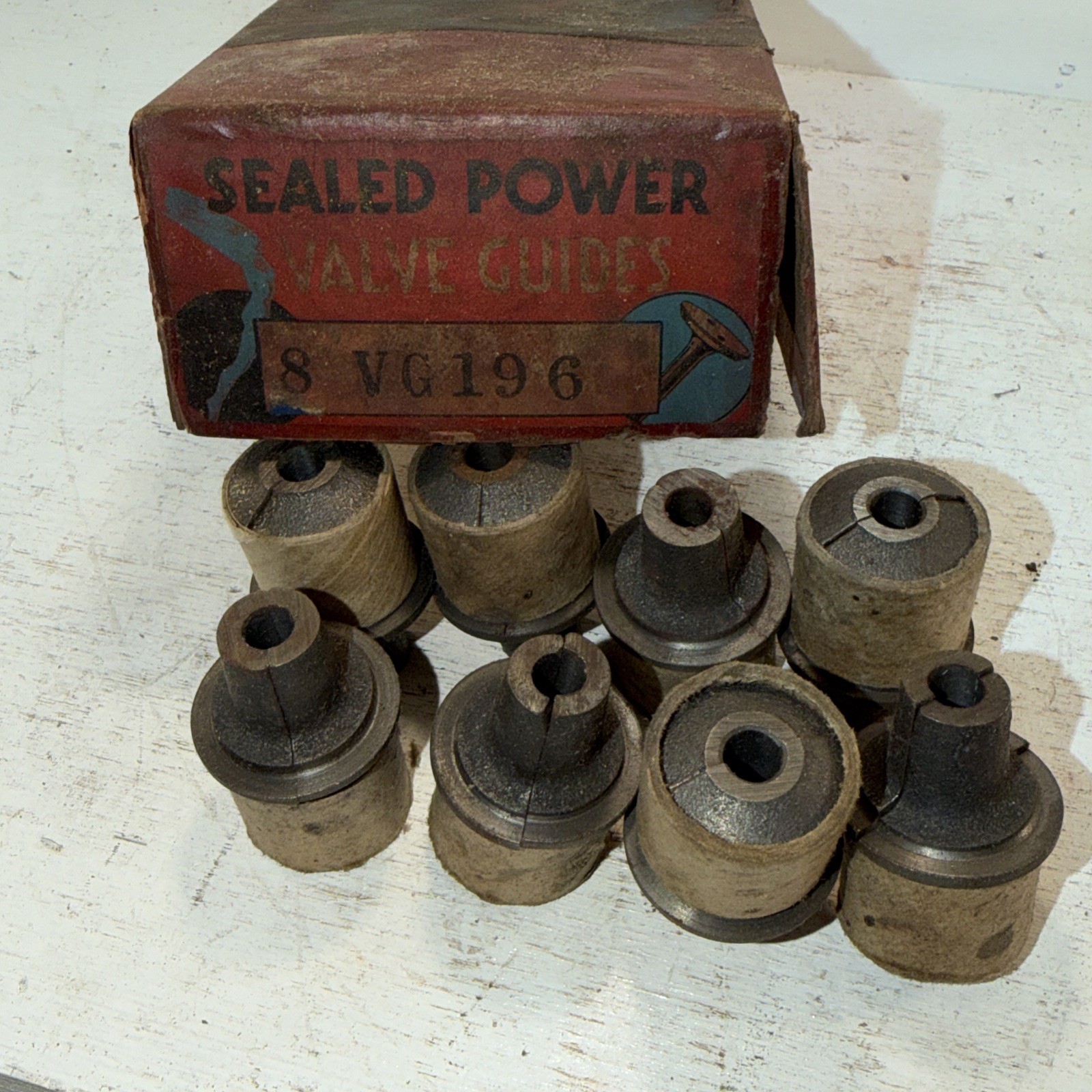 8 Vintage NOS New Sealed Power VG196 Intake Engine Valve Guides 1937-53 Chevy 8 Vintage NOS New Sealed Power VG196 Intake Engine Valve Guides 1937-53 Chevy