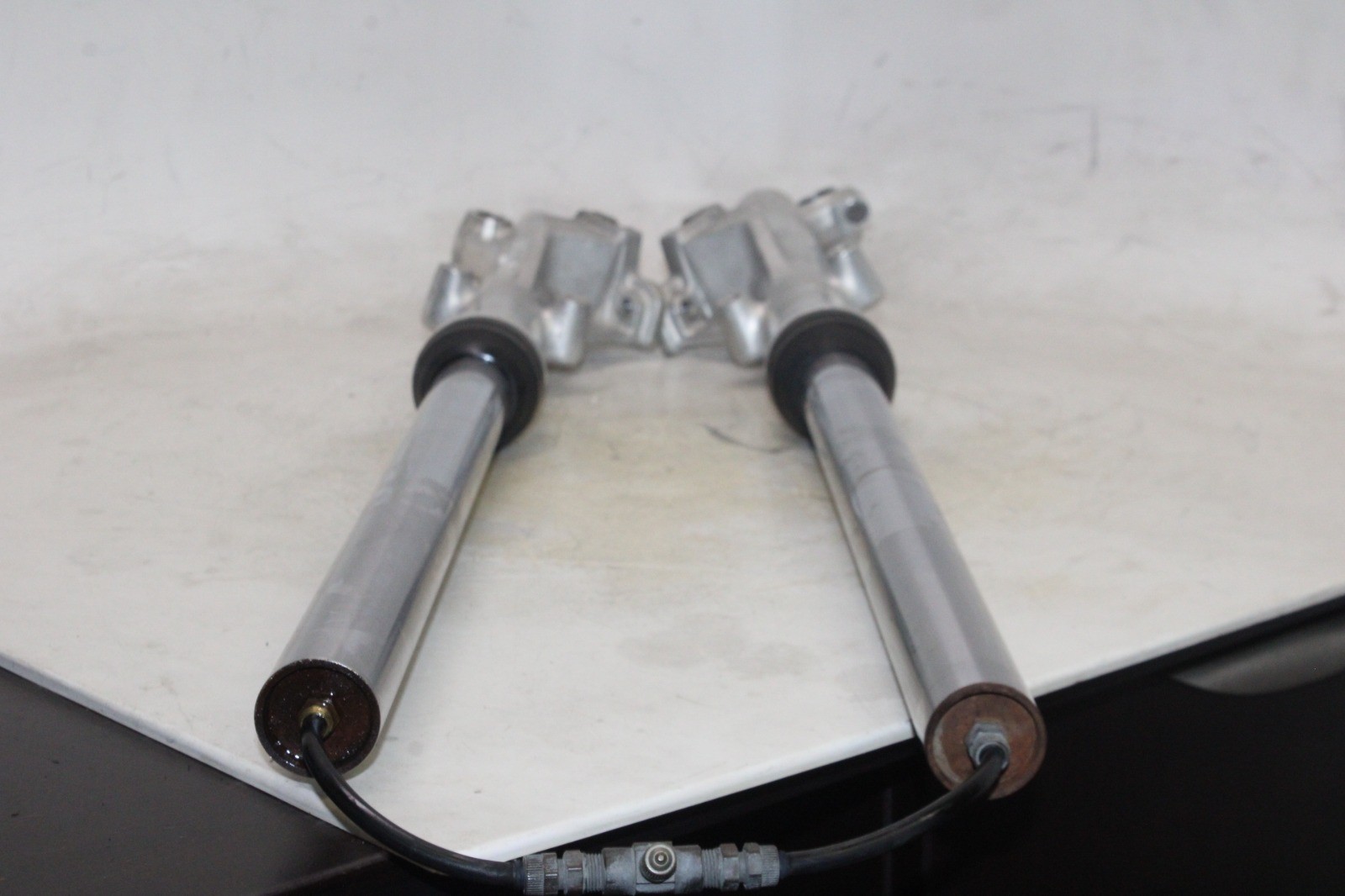 80-81 YAMAHA XS850 OEM FRONT FORKS SHOCK SUSPENSION SET PAIR