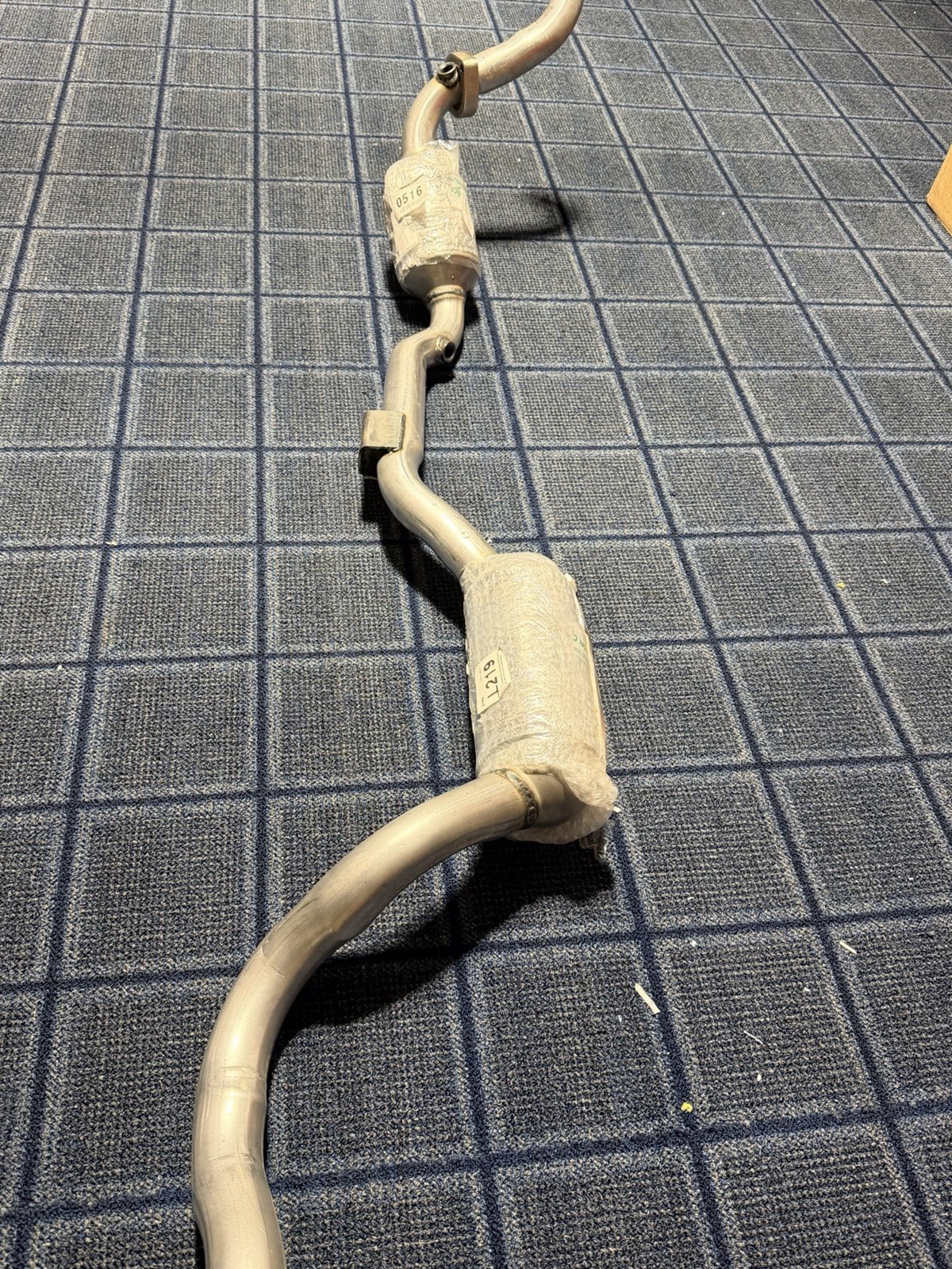 RIGHT SIDE (Passenger Side) Catalytic Converter Made In USA By DAVICO RIGHT SIDE (Passenger Side) Catalytic Converter Made In USA By DAVICO