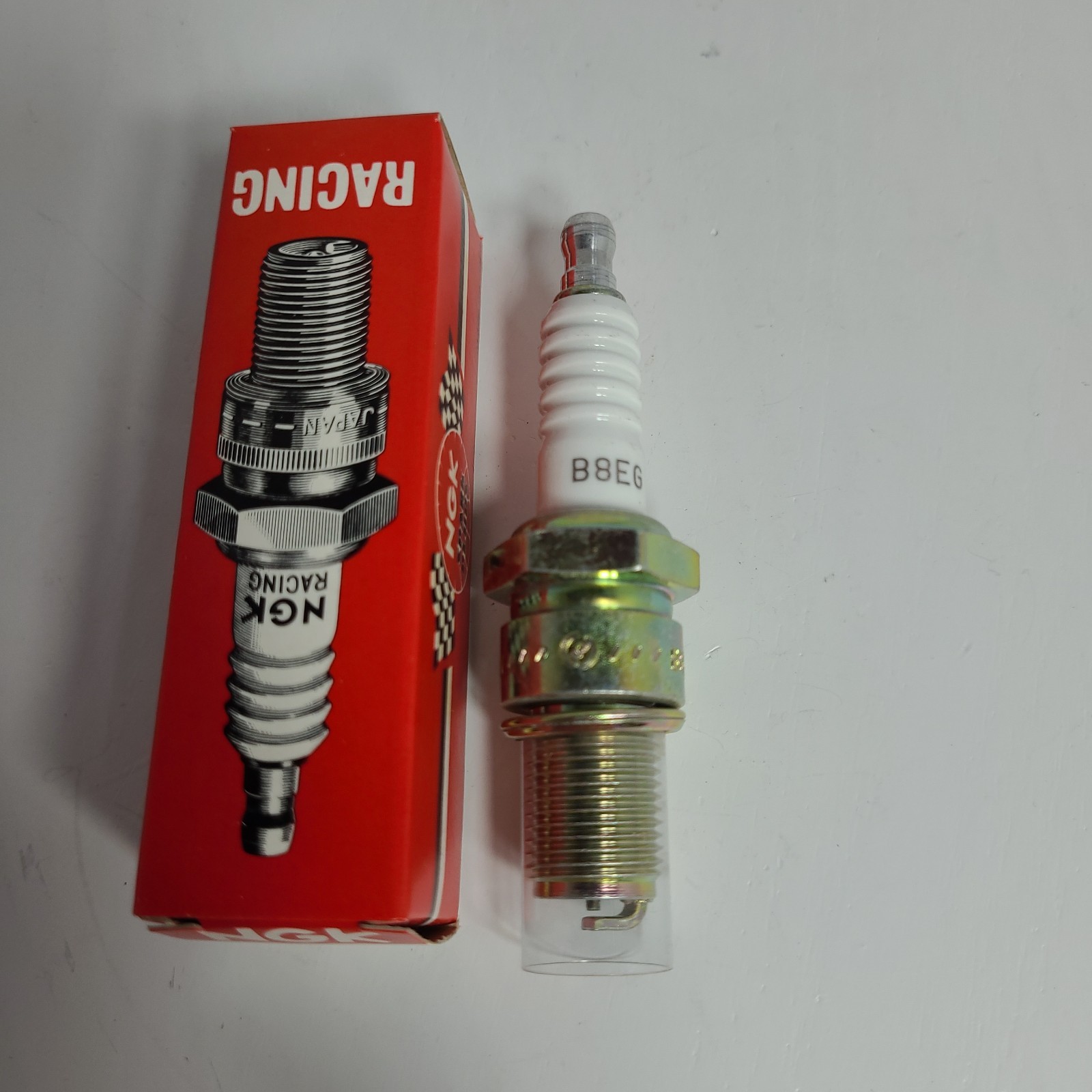 Quantity 1 - NGK Racing Competition Spark Plug B8EG Quantity 1 - NGK Racing Competition Spark Plug B8EG