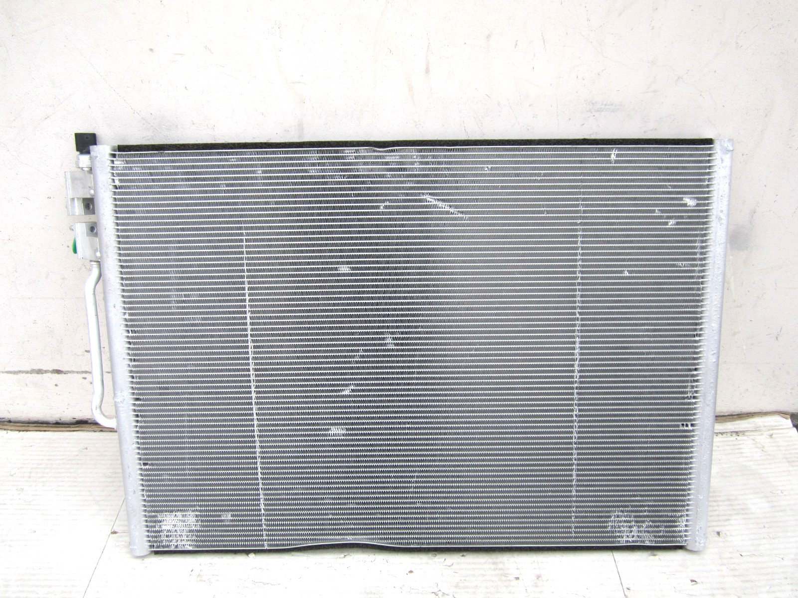 dp60904 RIVIAN R1T R1S 2025 2026 AC COOLING RADIATOR OEM dp60904 RIVIAN R1T R1S 2025 2026 AC COOLING RADIATOR OEM