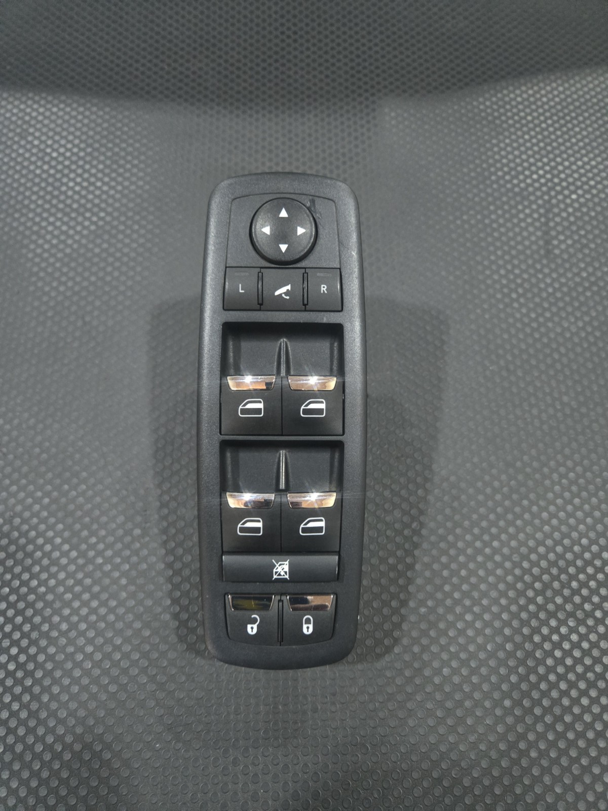 2014 2021 Maserati Ghibli Quattroporte Levante LH Master Window Switch 670025406