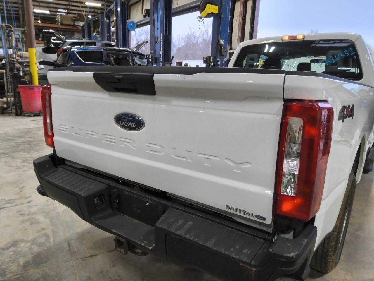 (LOCAL PICKUP ONLY) Trunk/Hatch/Tailgate Black Handle Fits 17-19 FORD F250SD PIC