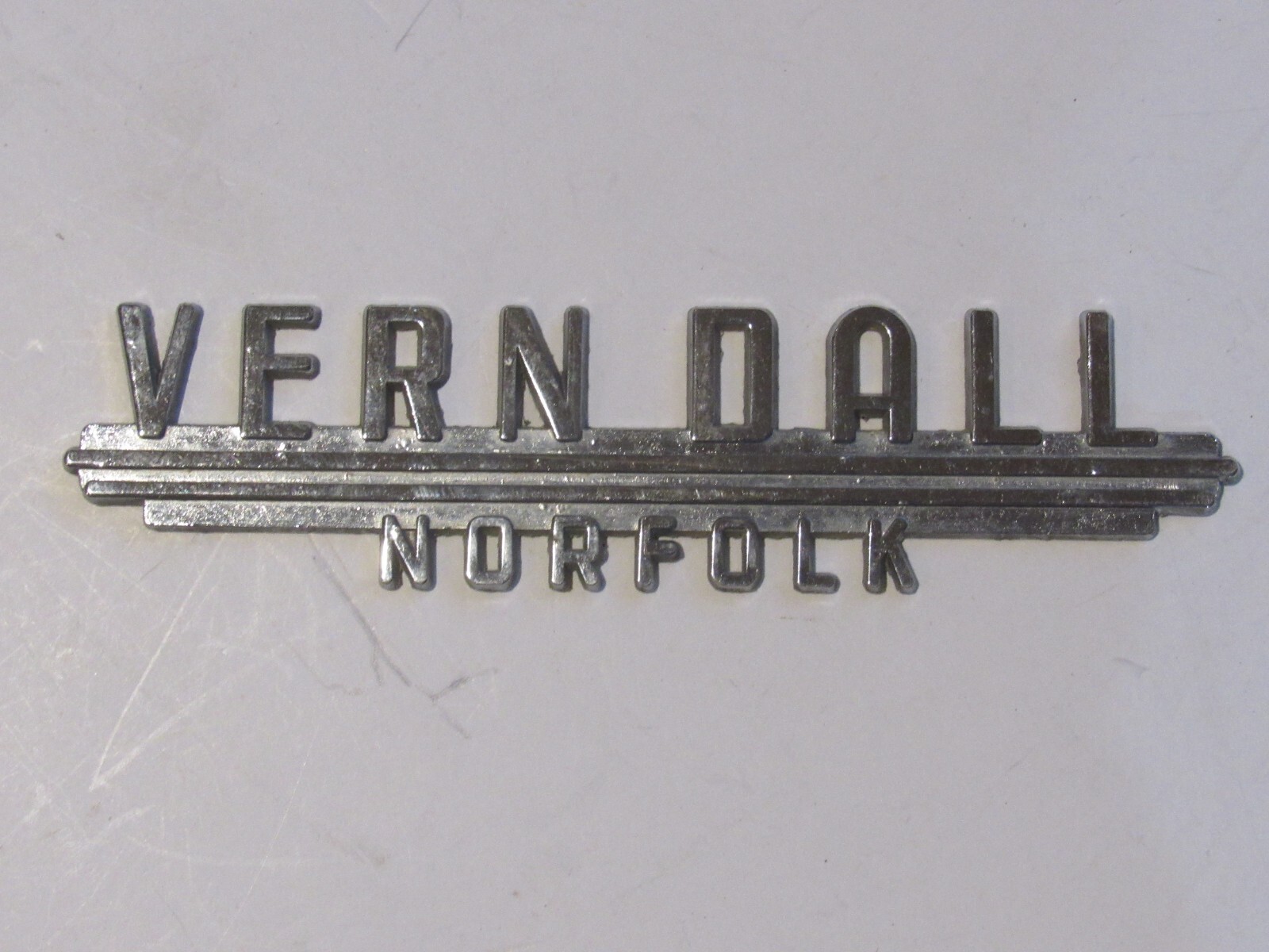 Vintage Vern Dall Ford Norfolk Nebraska Metal Dealer Badge Emblem Trunk Tag Vintage Vern Dall Ford Norfolk Nebraska Metal Dealer Badge Emblem Trunk Tag