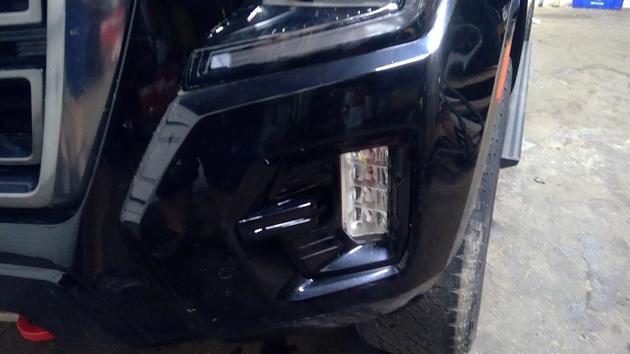 Driver Corner/Park Light Fog-driving Bumper Mounted Fits 21-24 YUKON 1873751