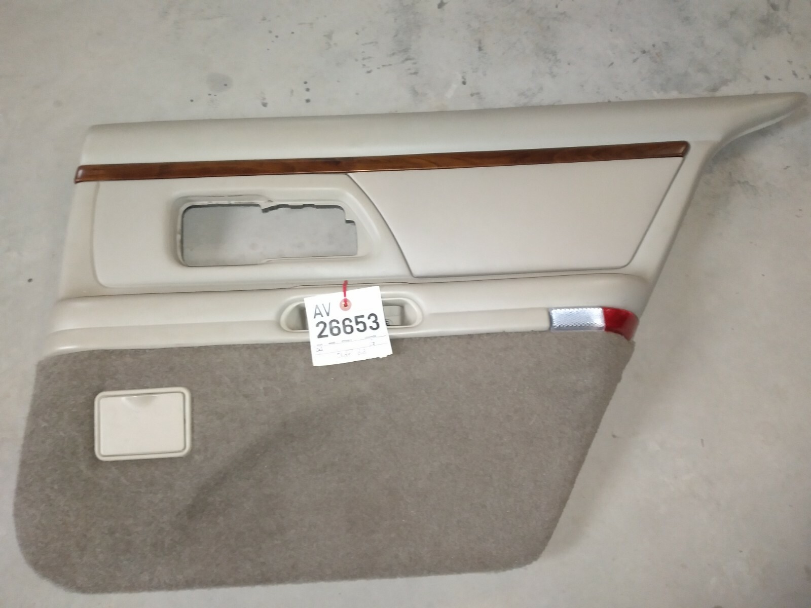 1994 - 1999 Oldsmobile 88PASSENGER SIDE RIGHT REAR Door Panel