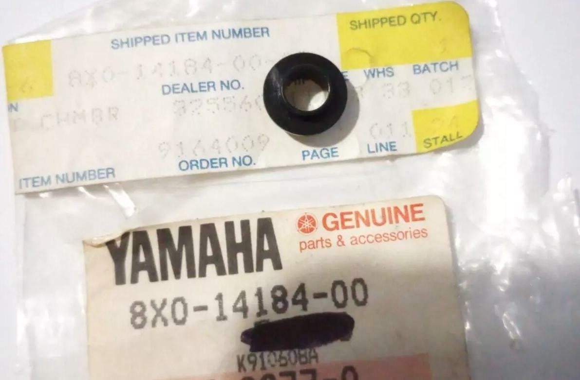 1984-1989 Yamaha SRX600 XT600 TT600 Carburetor Collar NOS L 8X0-14184-00