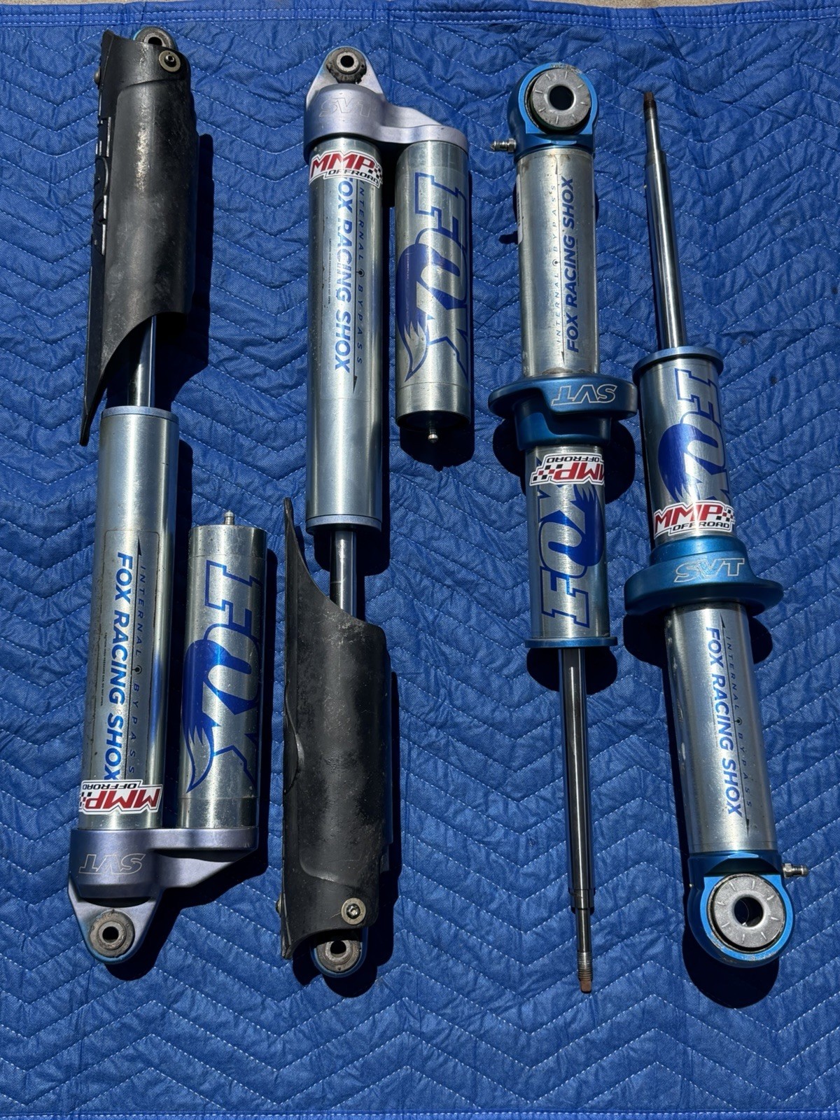 Ford Raptor Gen 1 2010-2014 - Complete Rebuilt Shock set Ford Raptor Gen 1 2010-2014 - Complete Rebuilt Shock set