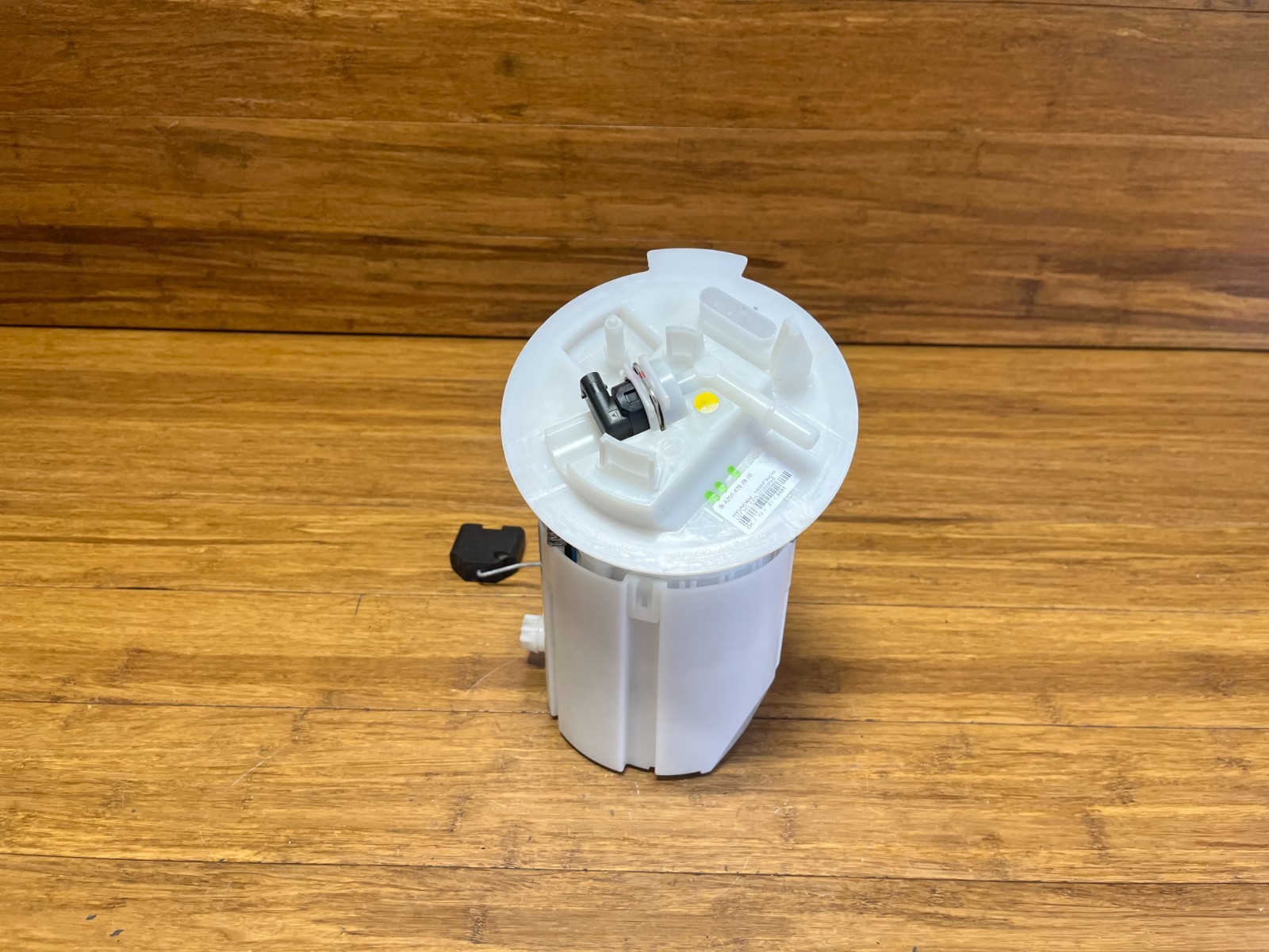 2017-2023 Mercedes GLC300 X253 Fuel Pump Unit 88K Miles 2054704900 OEM
