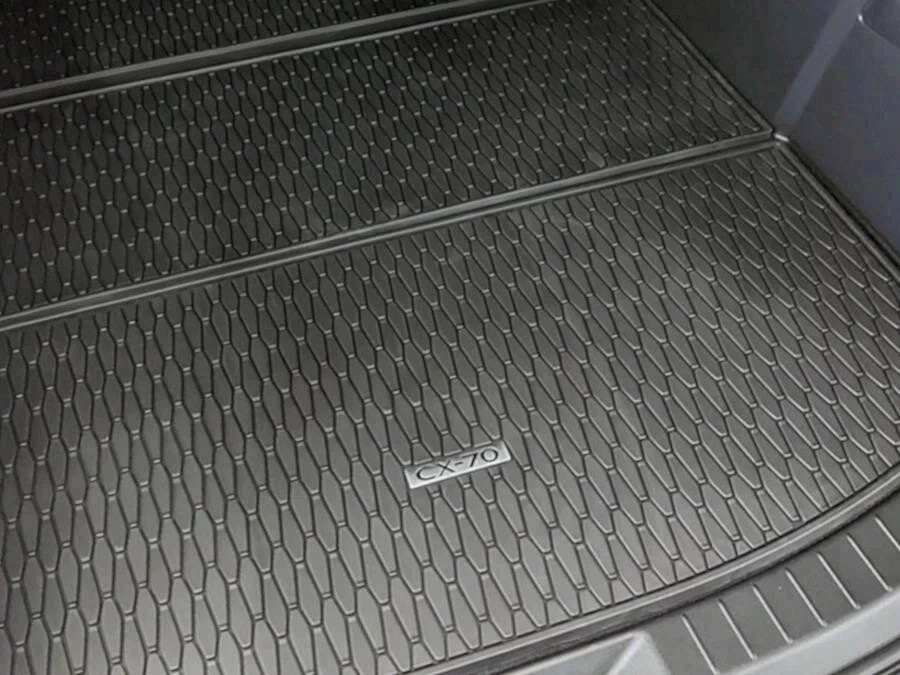 Mazdα CX-70 Heavy Duty All Weather Textured Rubber Cargo Tray Liner KR9DV0360A Mazdα CX-70 Heavy Duty All Weather Textured Rubber Cargo Tray Liner KR9DV0360A