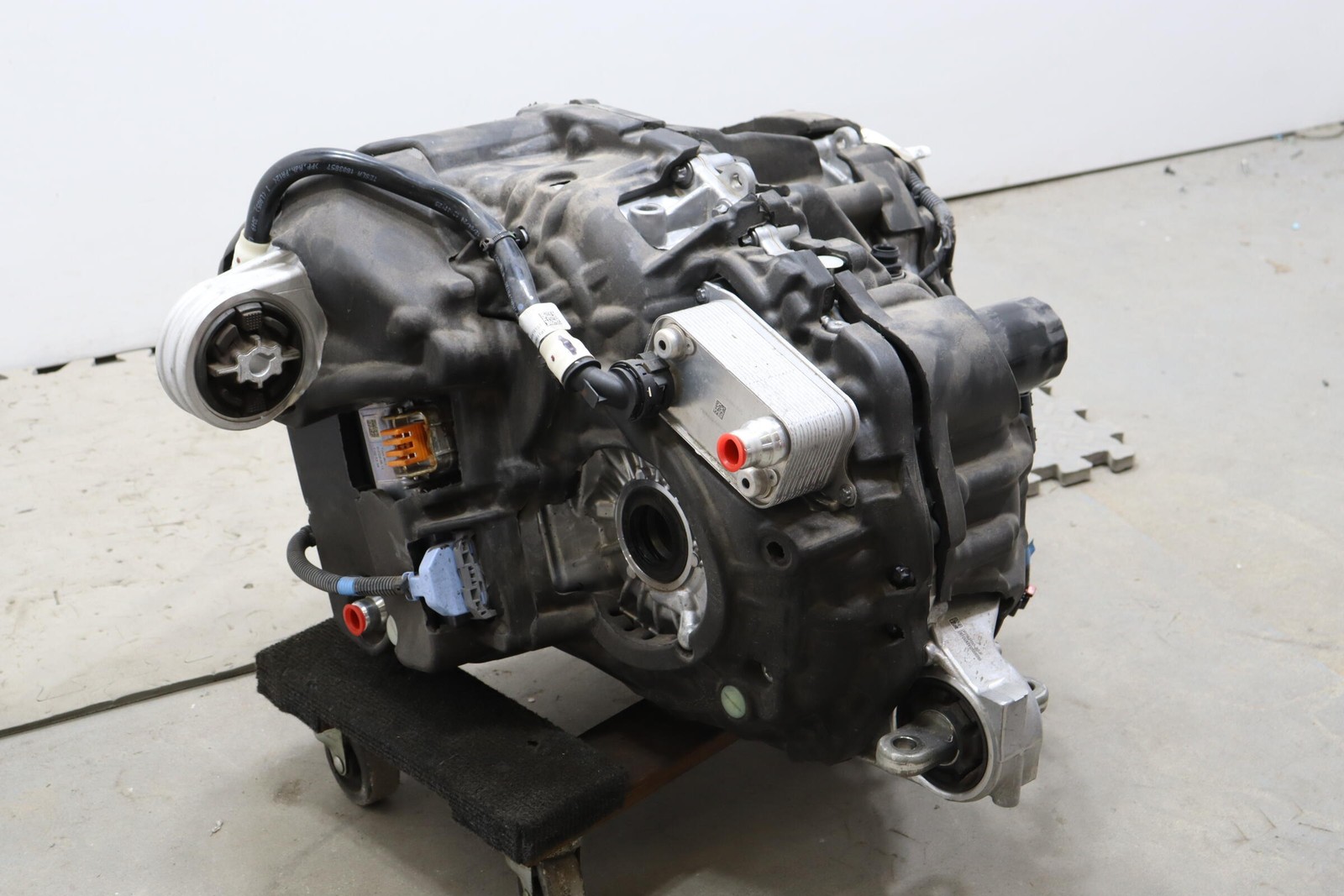 2024 - 2026 TESLA CYBERTRUCK AWD DUAL MOTOR FRONT DRIVE UNIT 17K OEM 1930000TXF