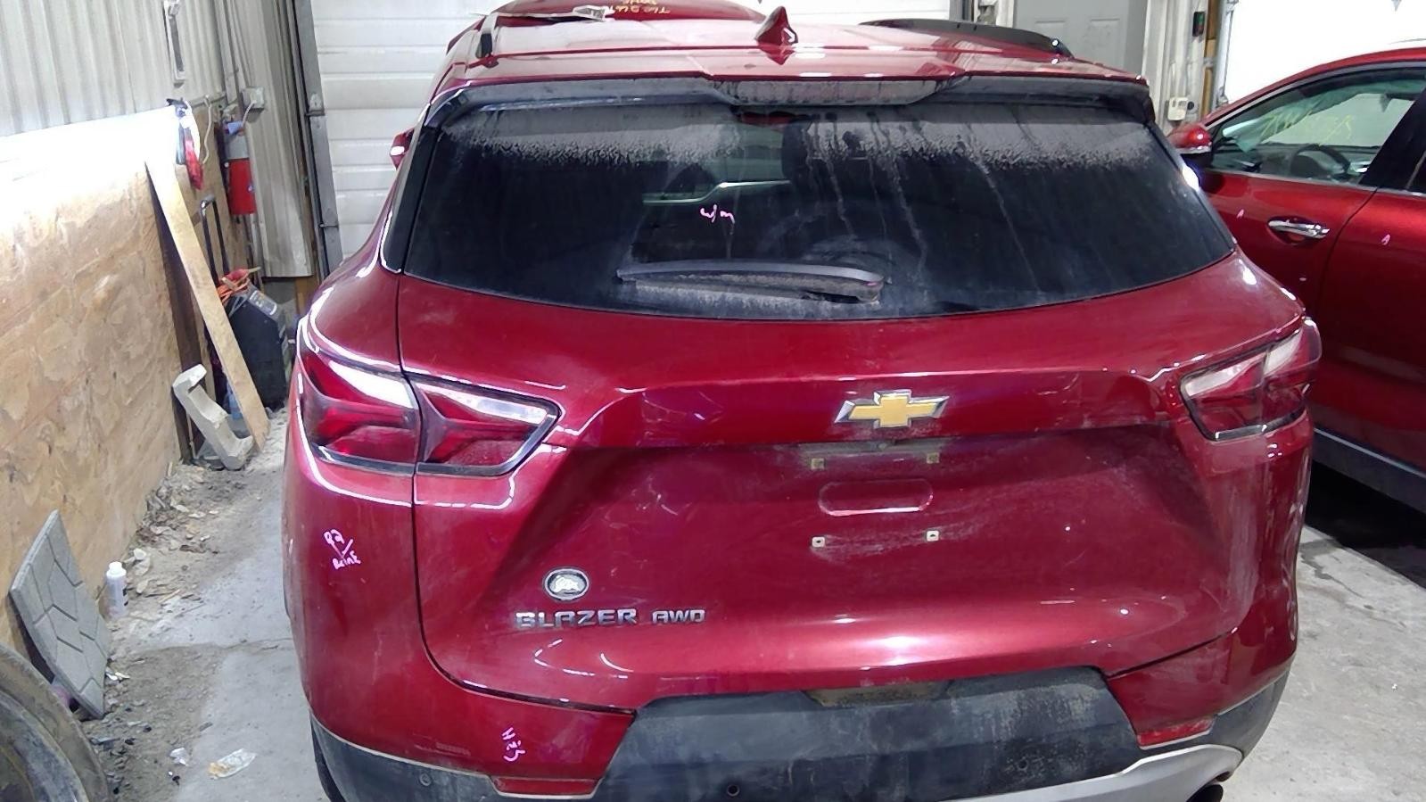 Used Deck Lid fits: 2020 Chevrolet Blazer w/o full video display privacy tint op