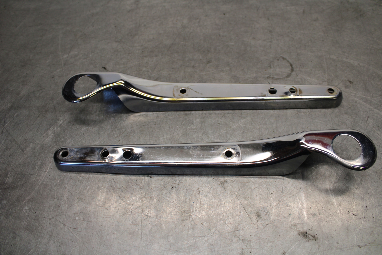 04-16 HARLEY-DAVIDSON SPORTSTER 883 FRAME COVER COWL BB680