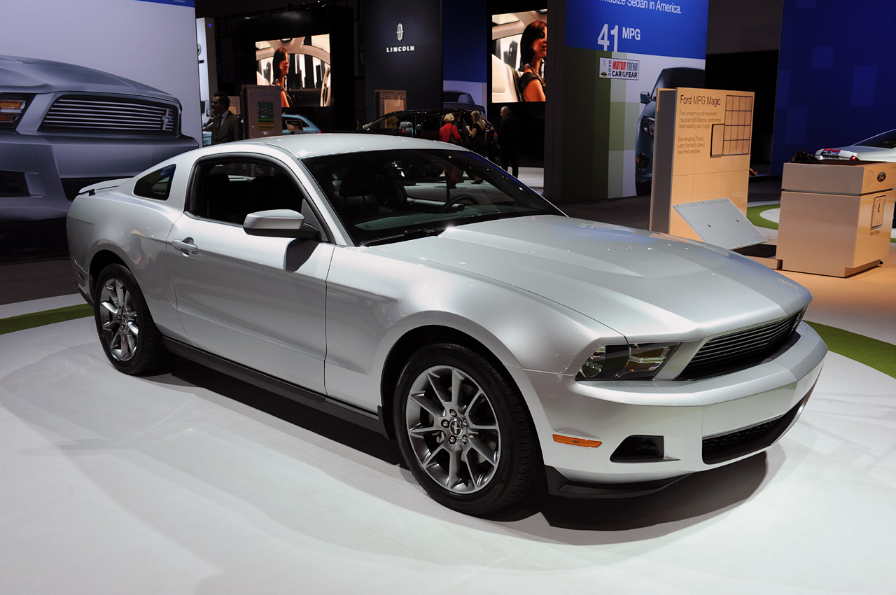 la09 autoshows 74.html