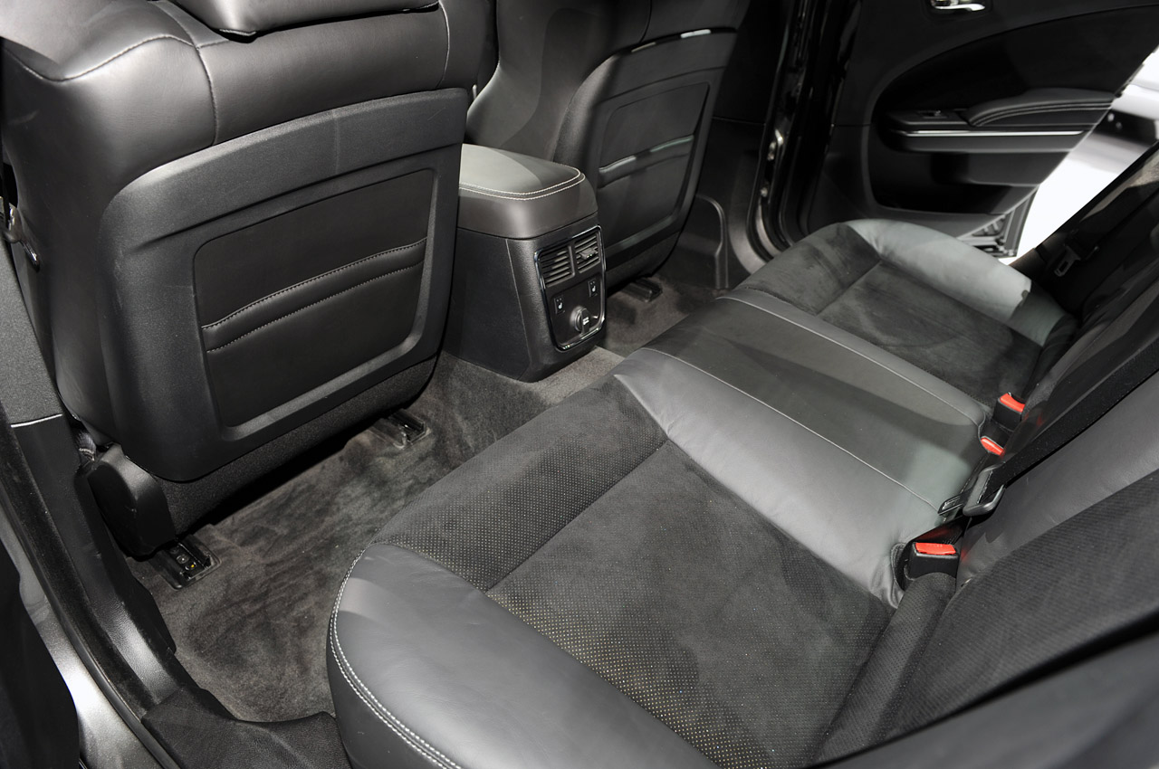 2012 Dodge Charger SRT8