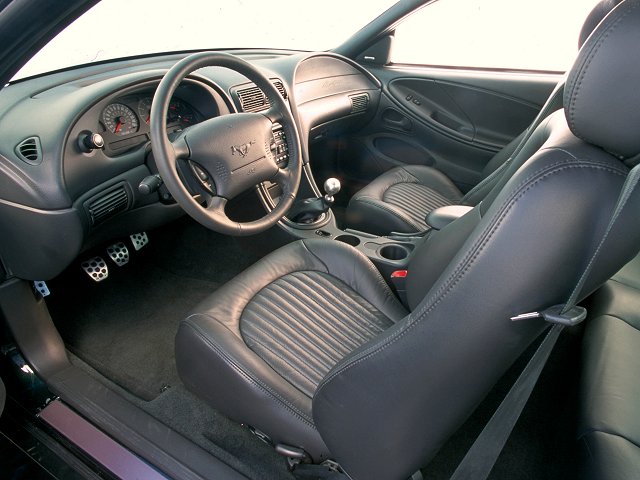 2001 Ford Mustang Bullitt GT