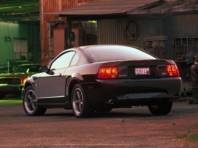 2001 Ford Mustang Bullitt GT