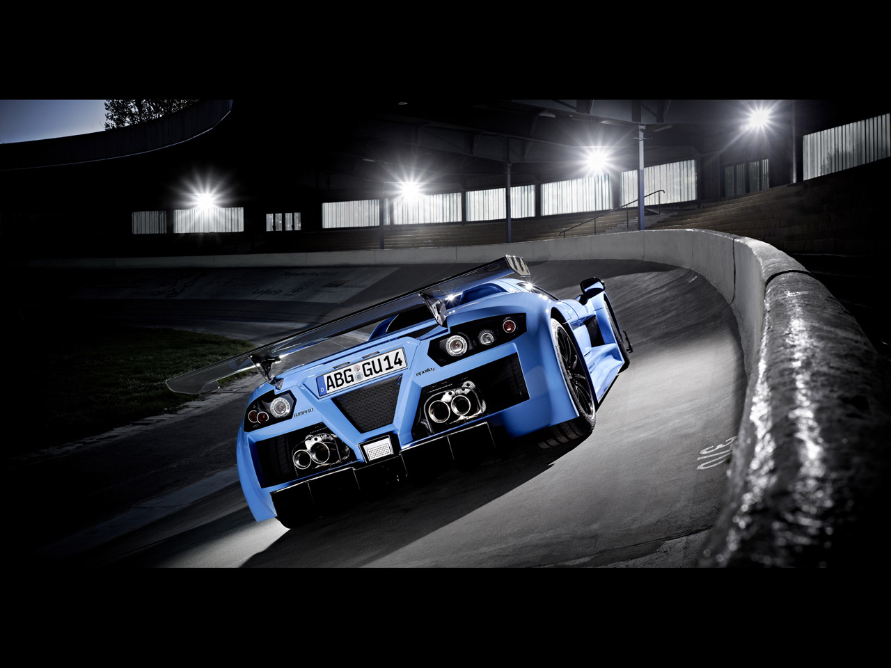 2011 Gumpert Apollo S