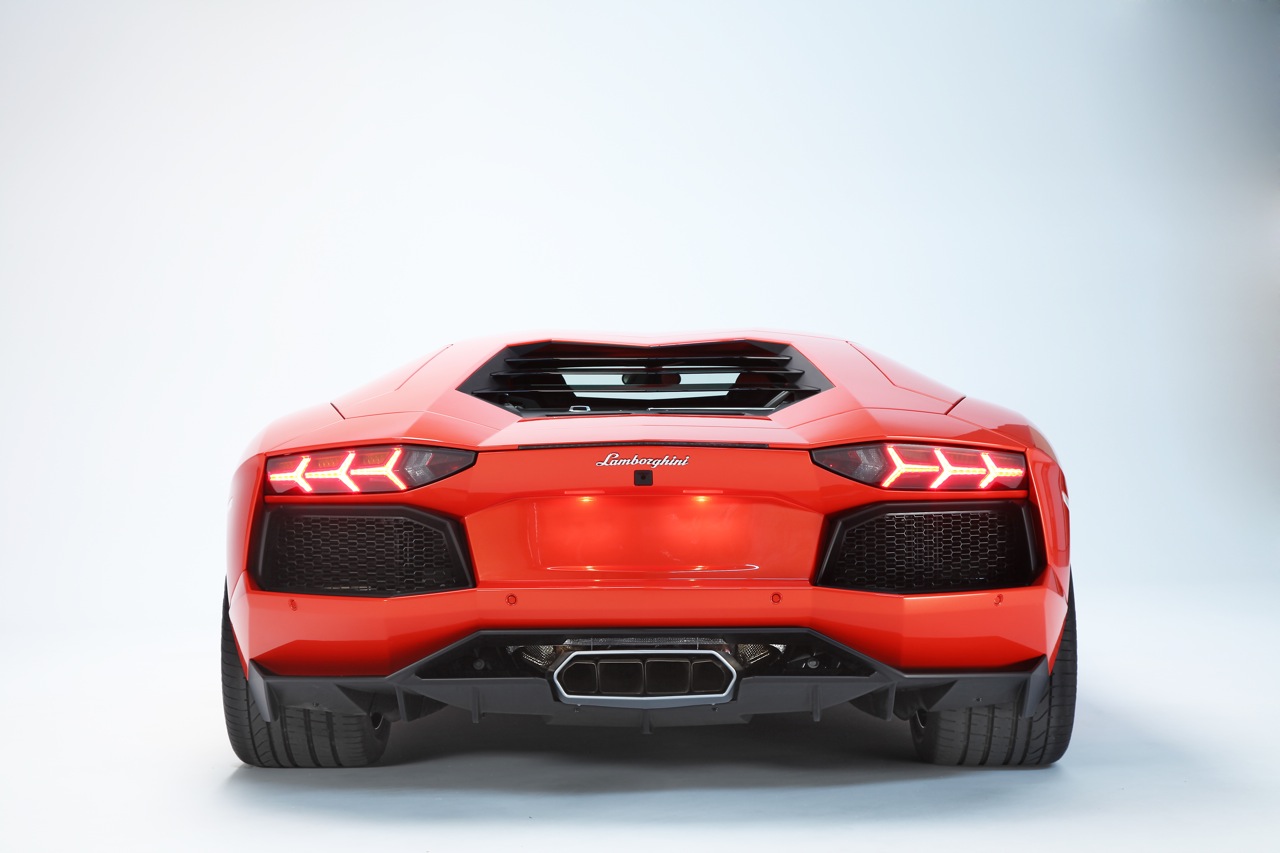 2012 Lamborghini Aventador LP700-4